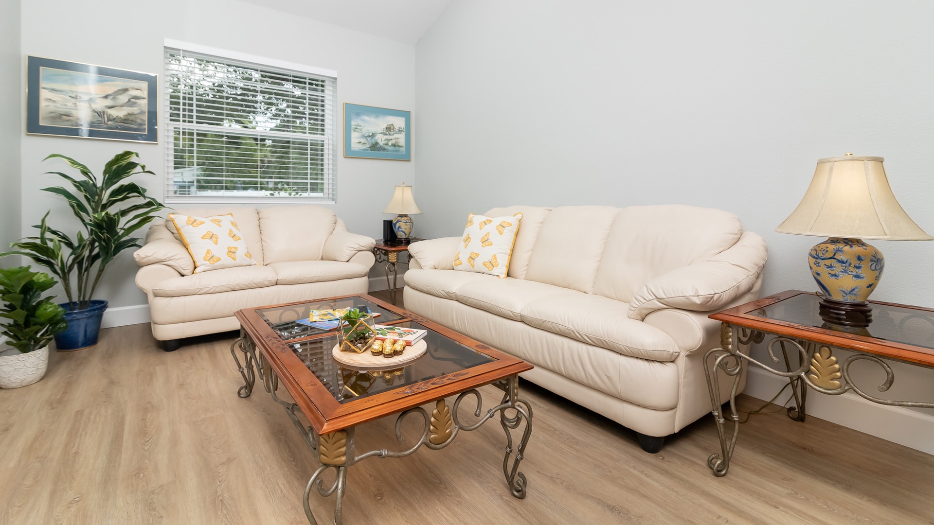 Extra Living Room