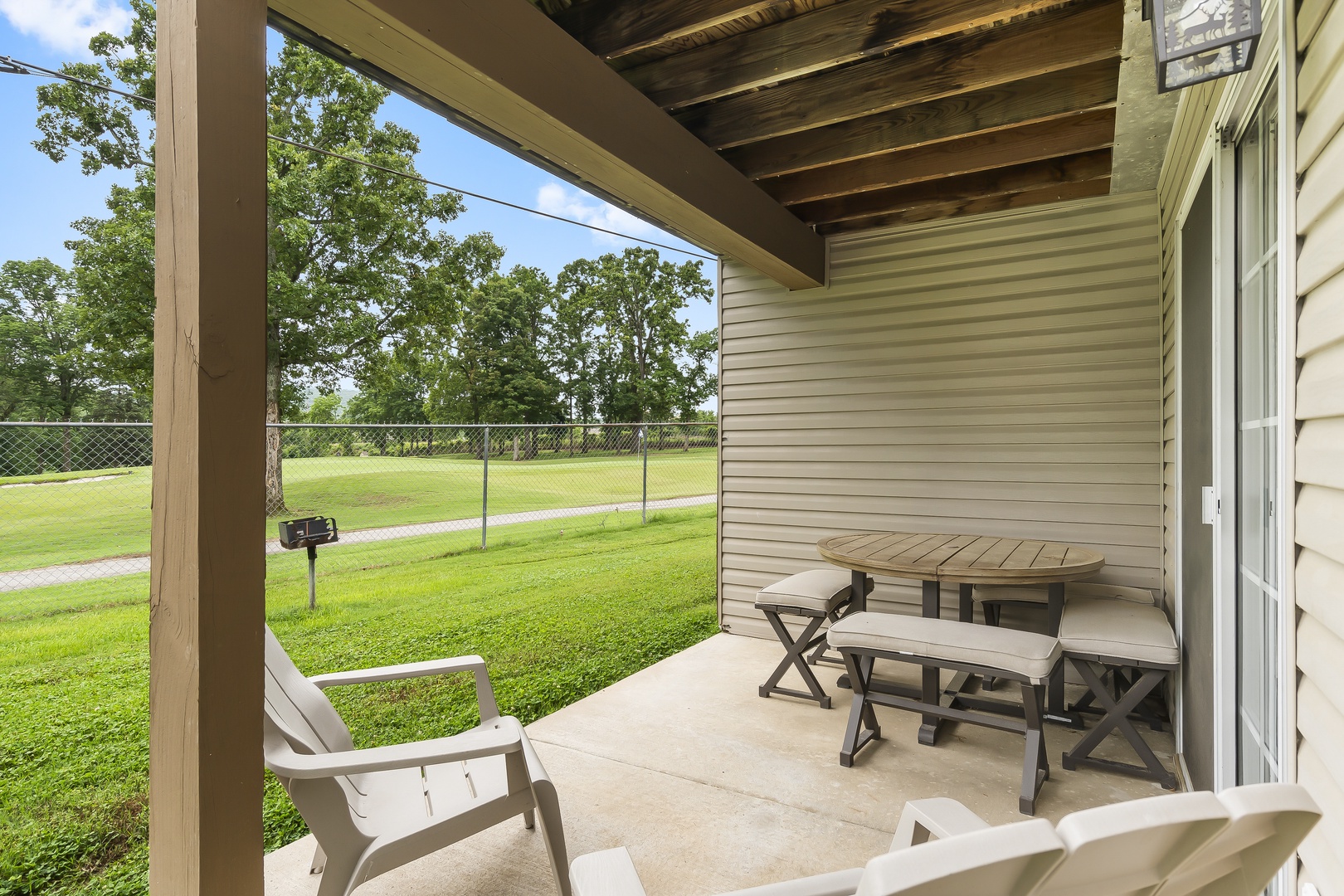 Lounge the day away or dine alfresco with golf course views on the patio