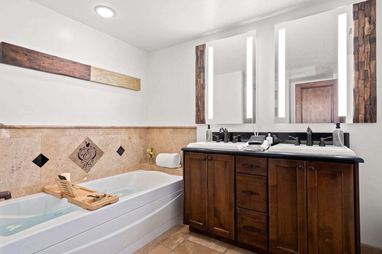 Master Bathroom w/ Jacuzzi Tub and Large Walk-in Shower