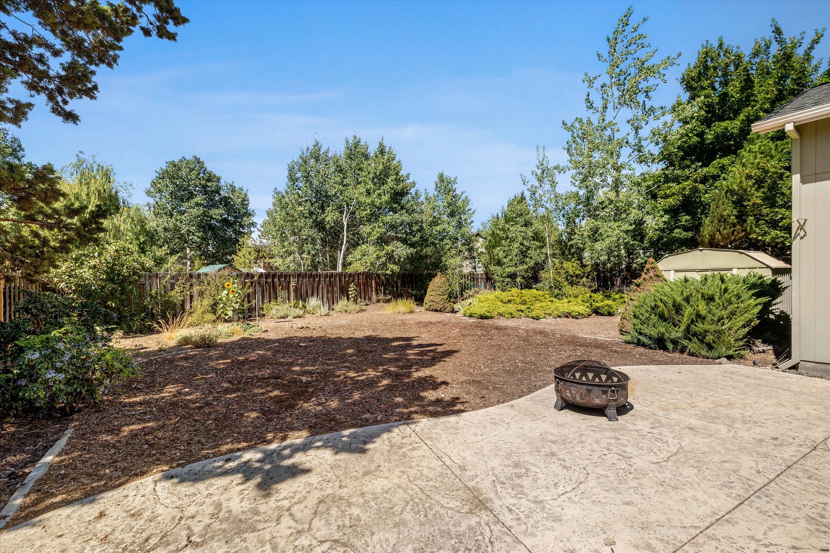 Furbabies are sure to love the spacious back yard!