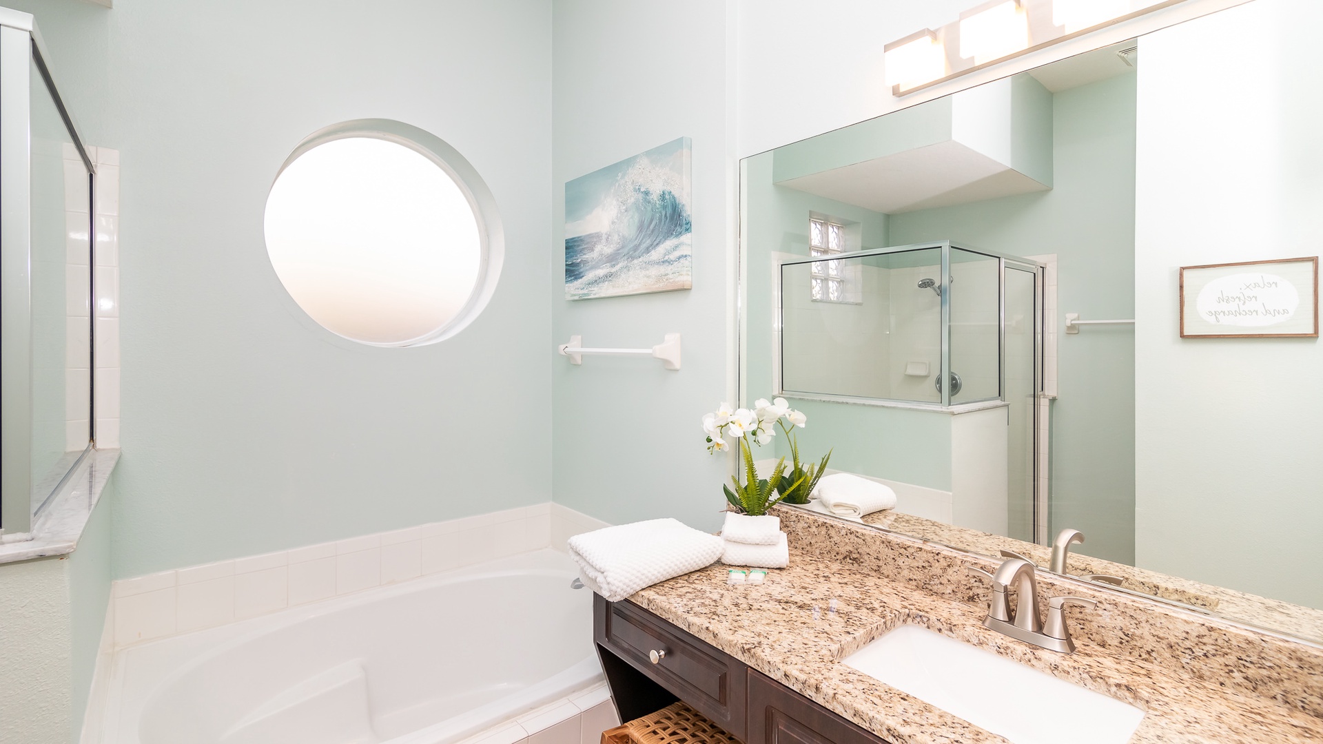 Bathroom #1 with Shower and Tub En-Suite to Bedroom #1