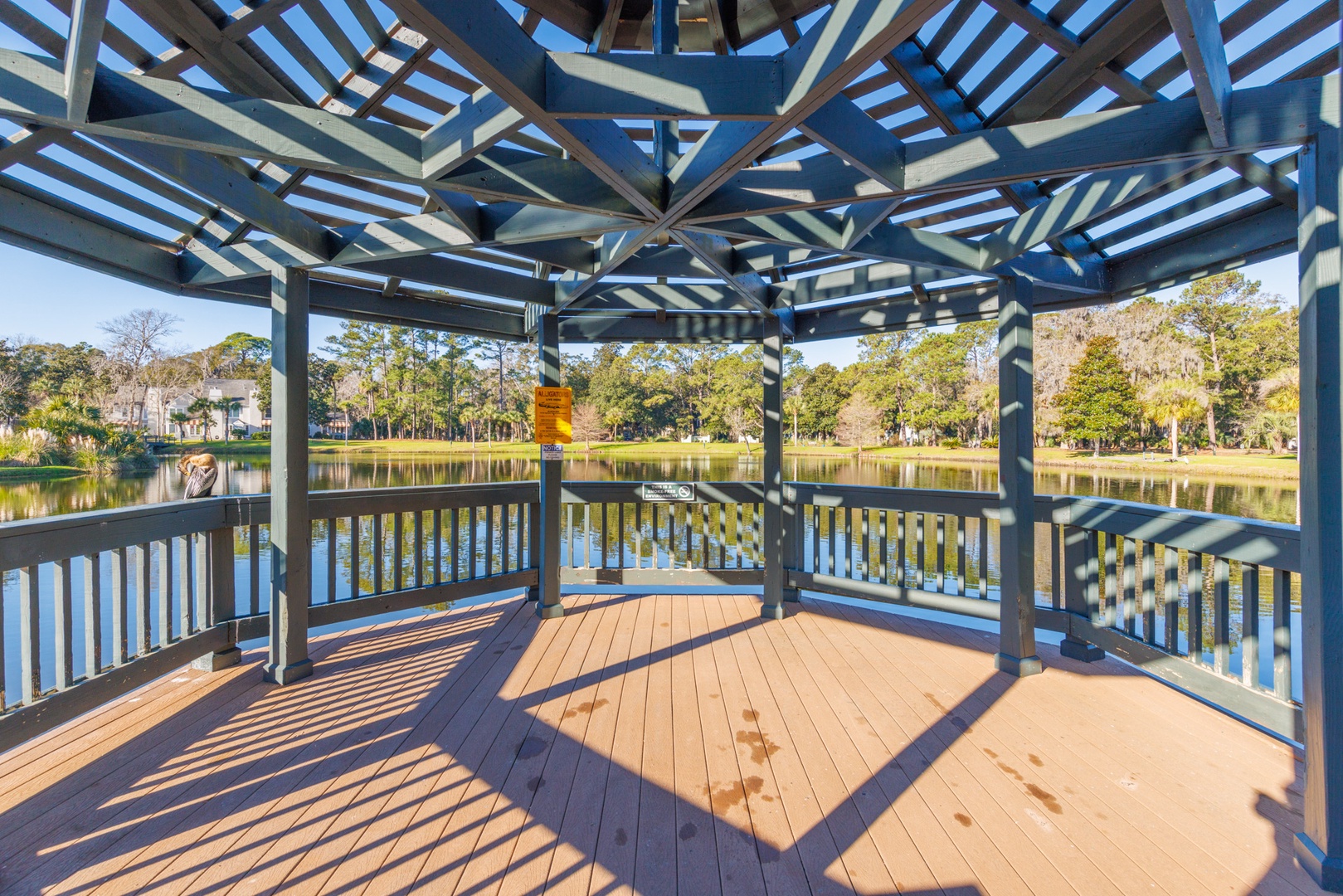 Tranquility found: A peaceful retreat by the lakeside gazebo