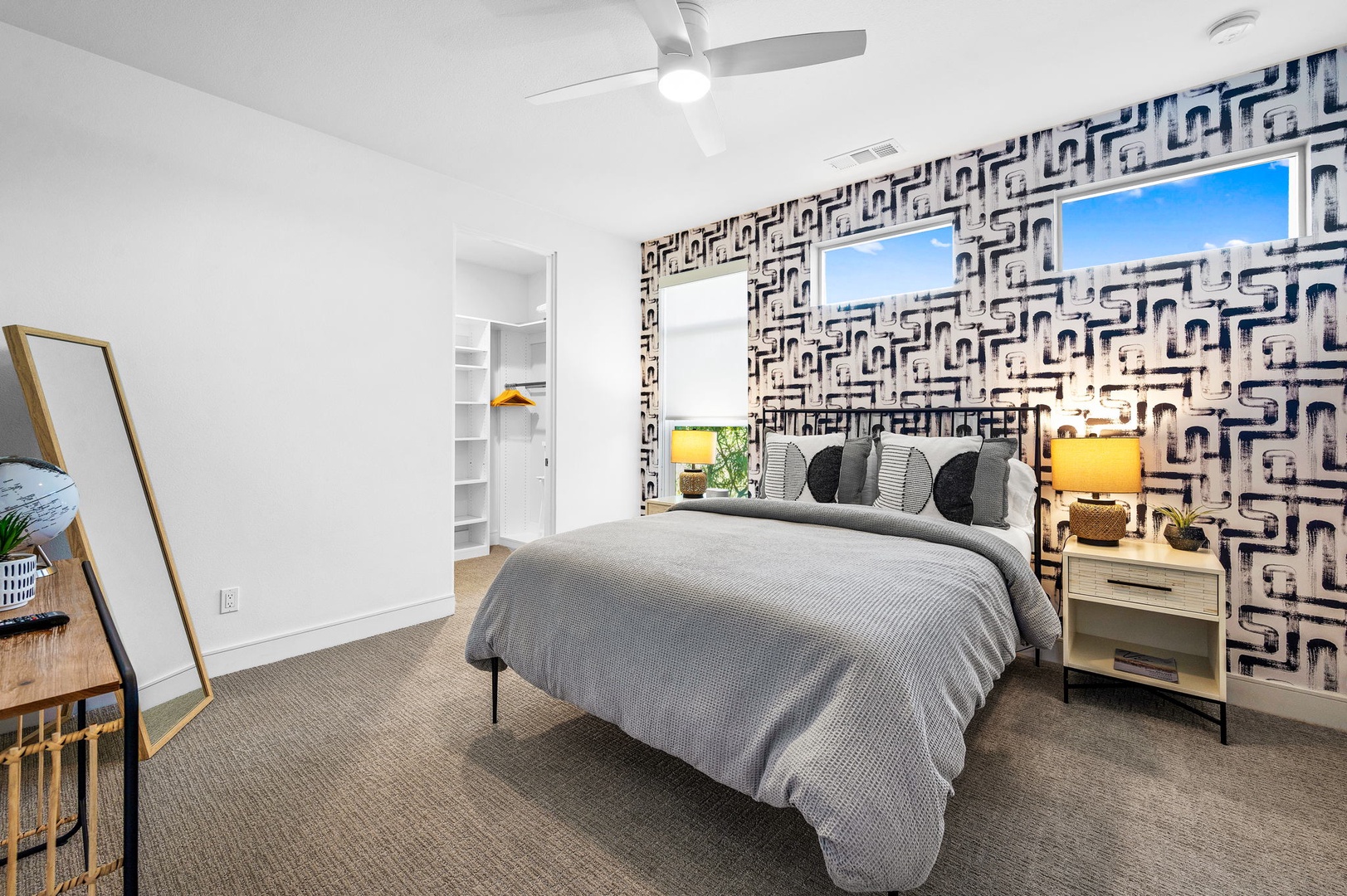 Bedroom 4 with Queen bed, and TV