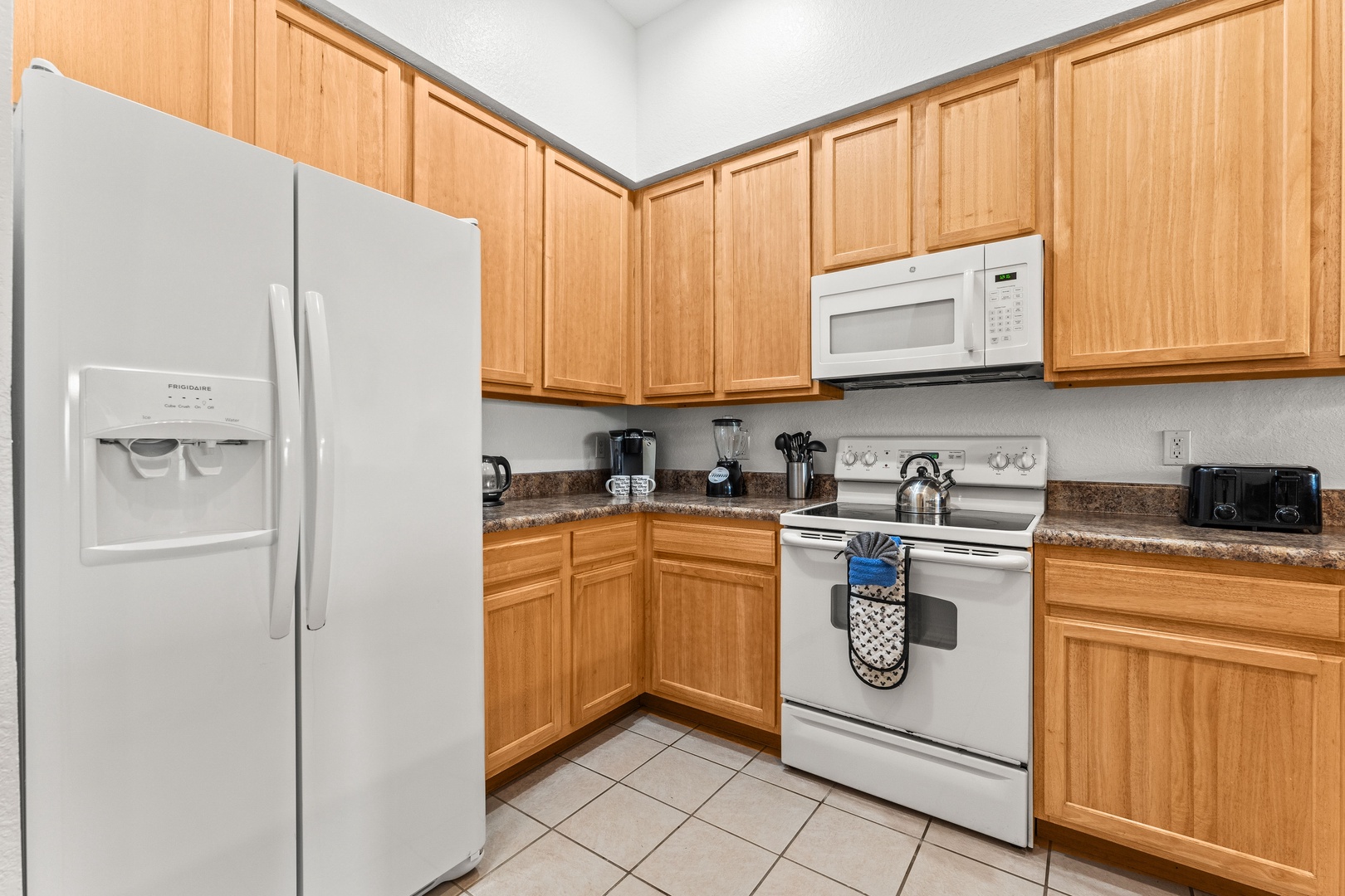 Fully equipped kitchen