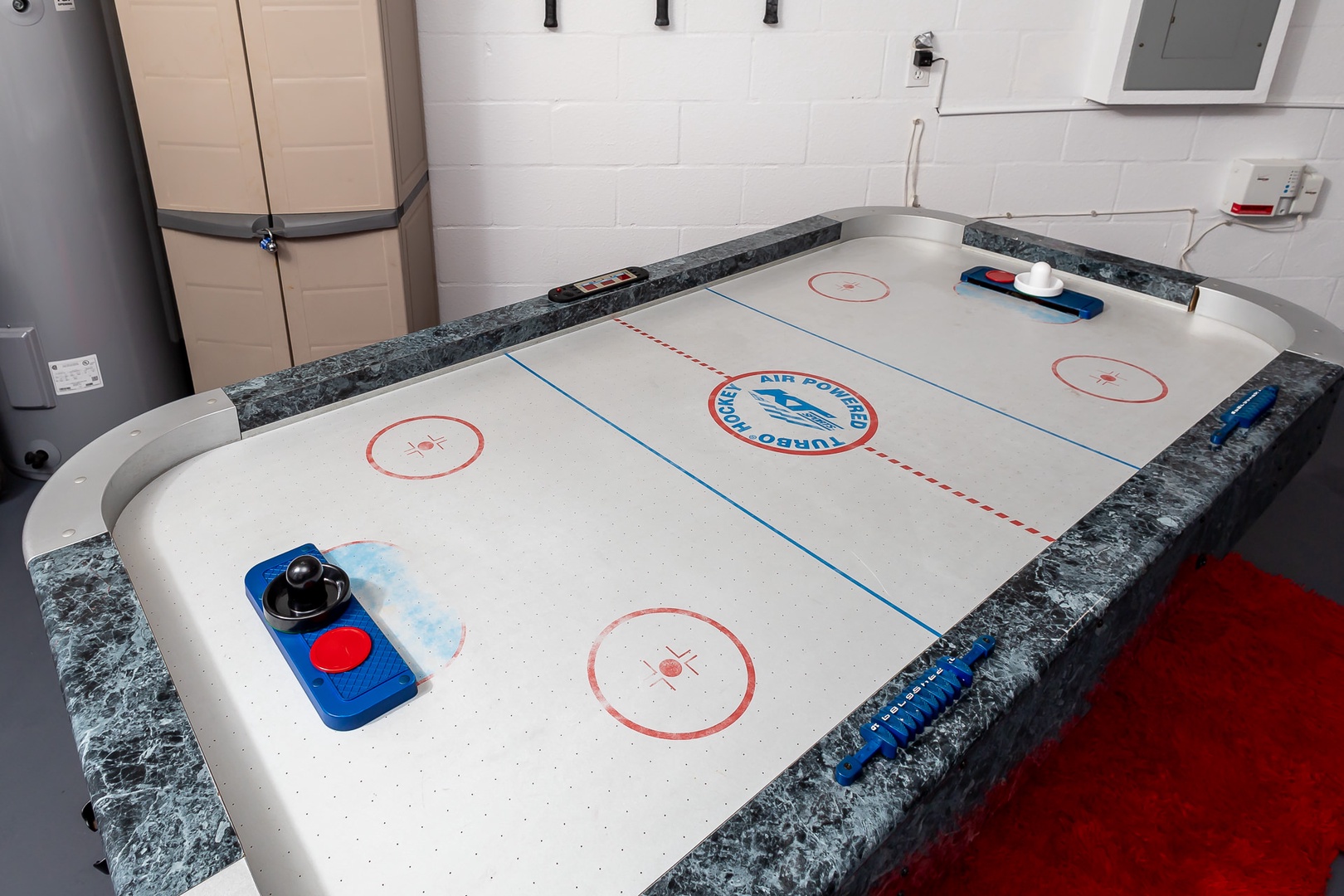 Game room with ping pong table, hockey, etc.