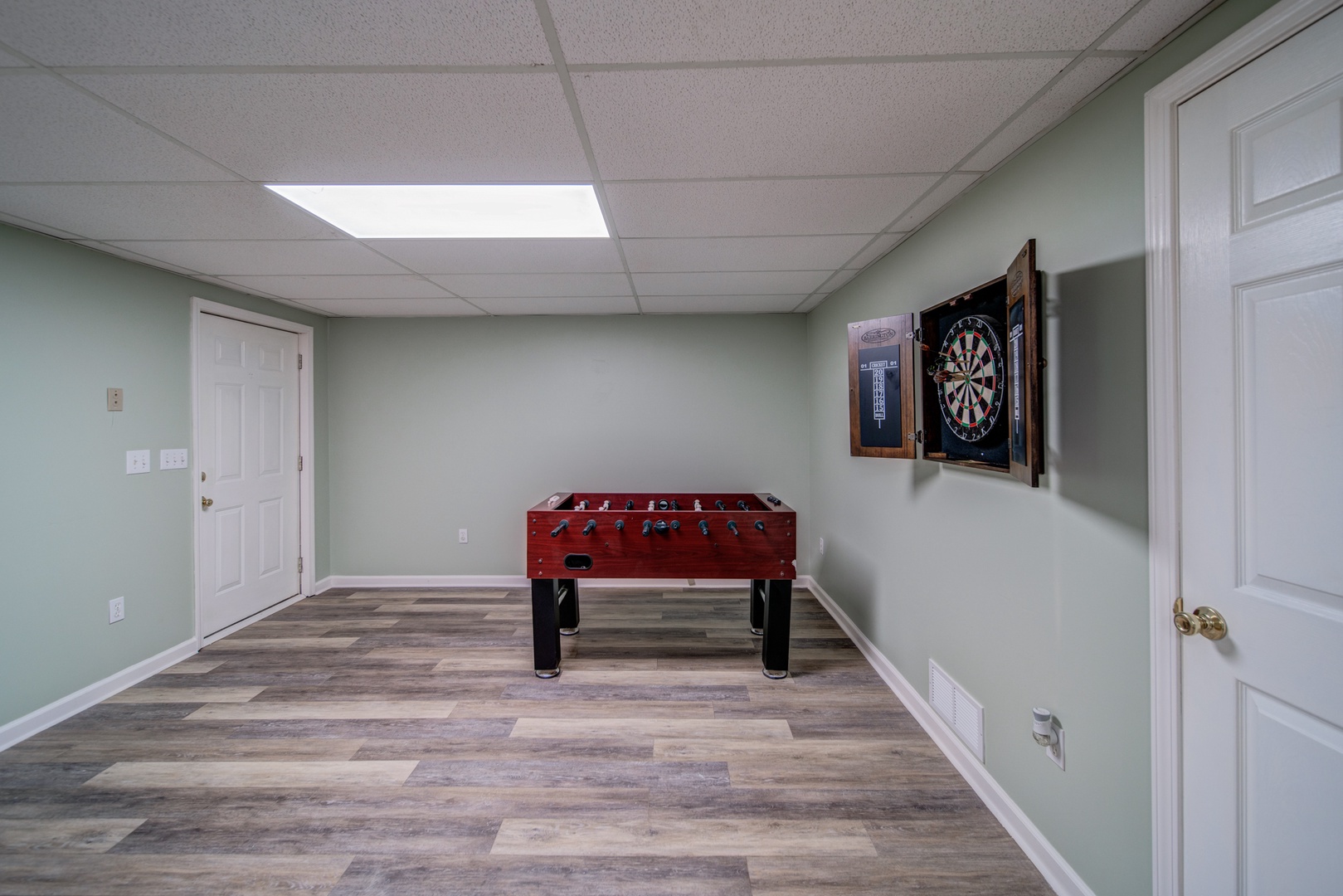 Lounge or unleash your competitive side in the terrace-level game room