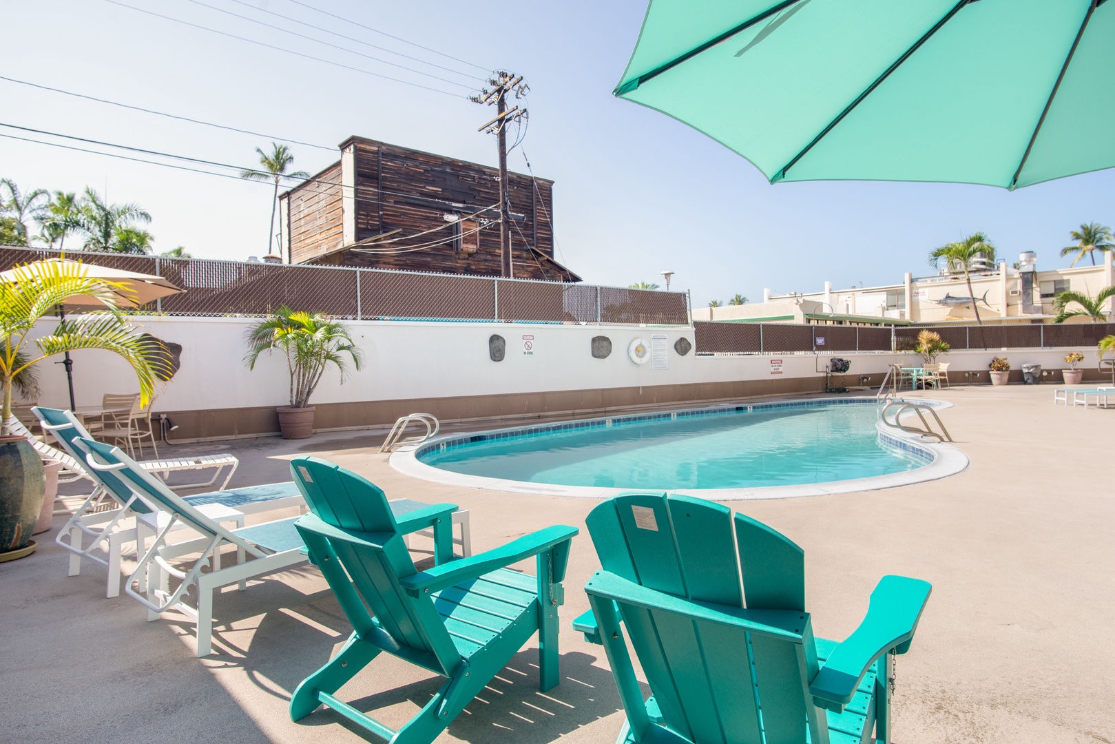 Kona Plaza Pool