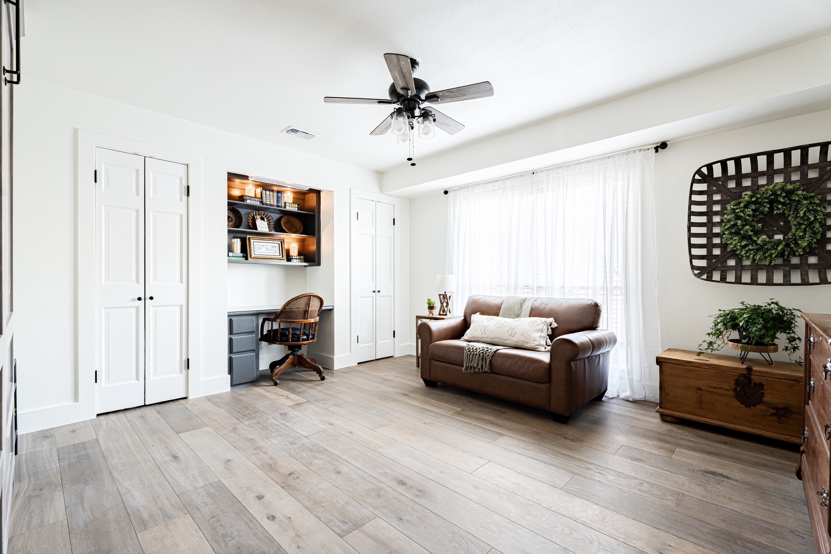 Bedroom #1 with King Murphy Bed