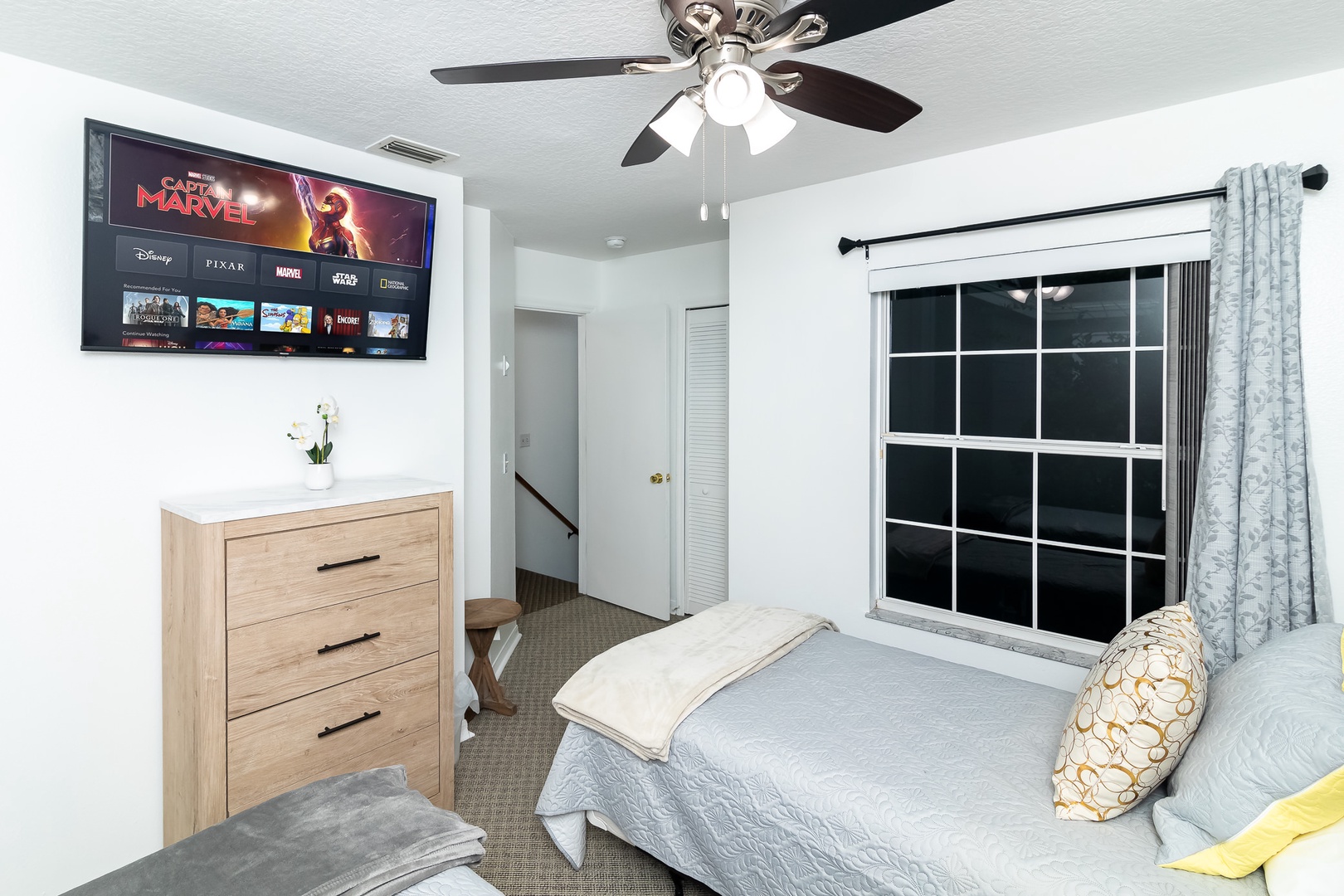 Bedroom 1 with 2 Twin beds, and TV (2nd floor)