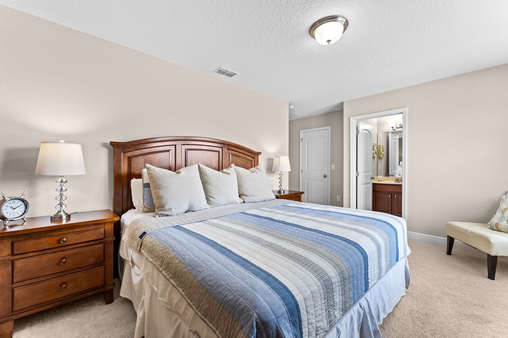 Bedroom 6 with king bed, Smart TV, and ensuite