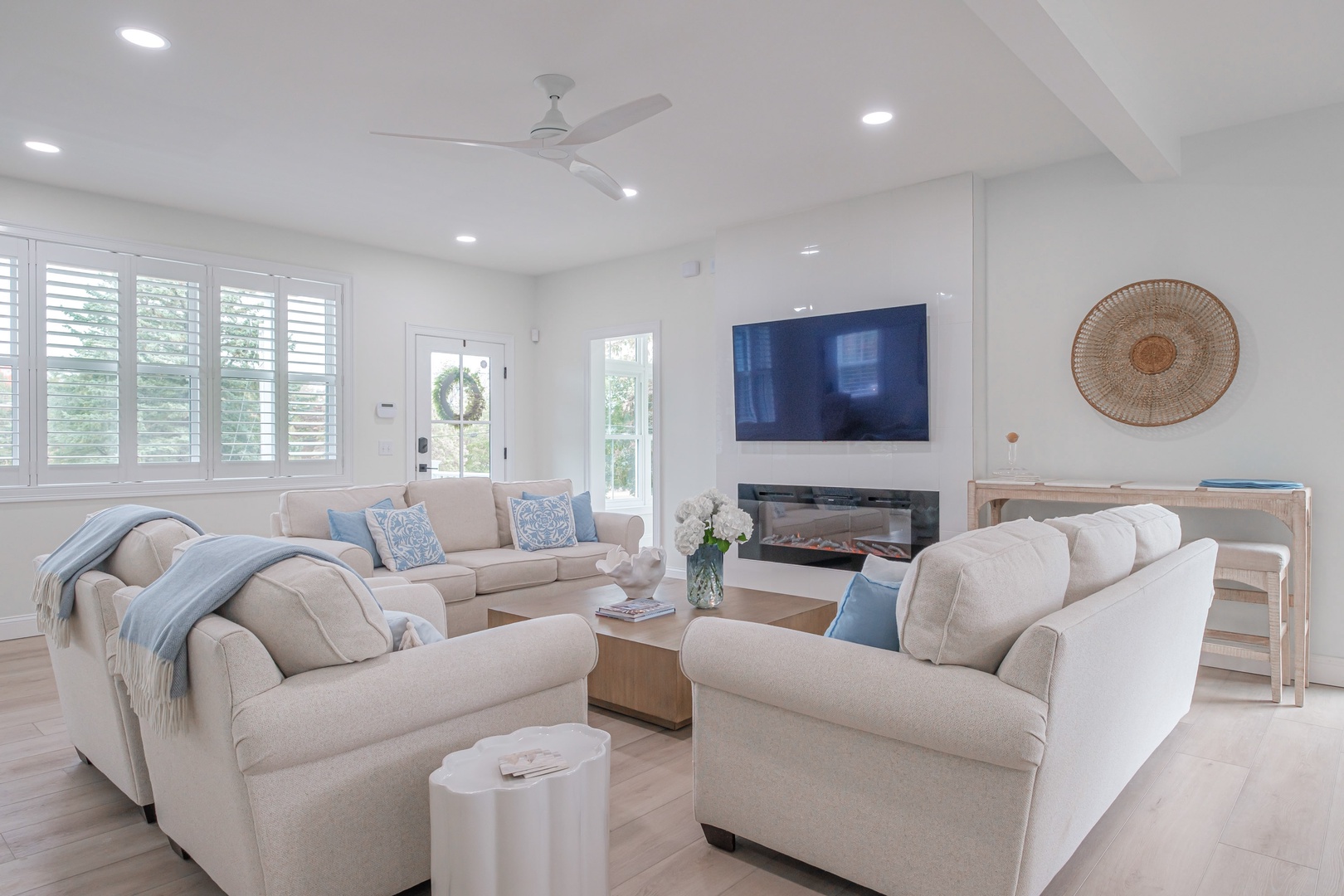 Living area with ample seating and Smart TV