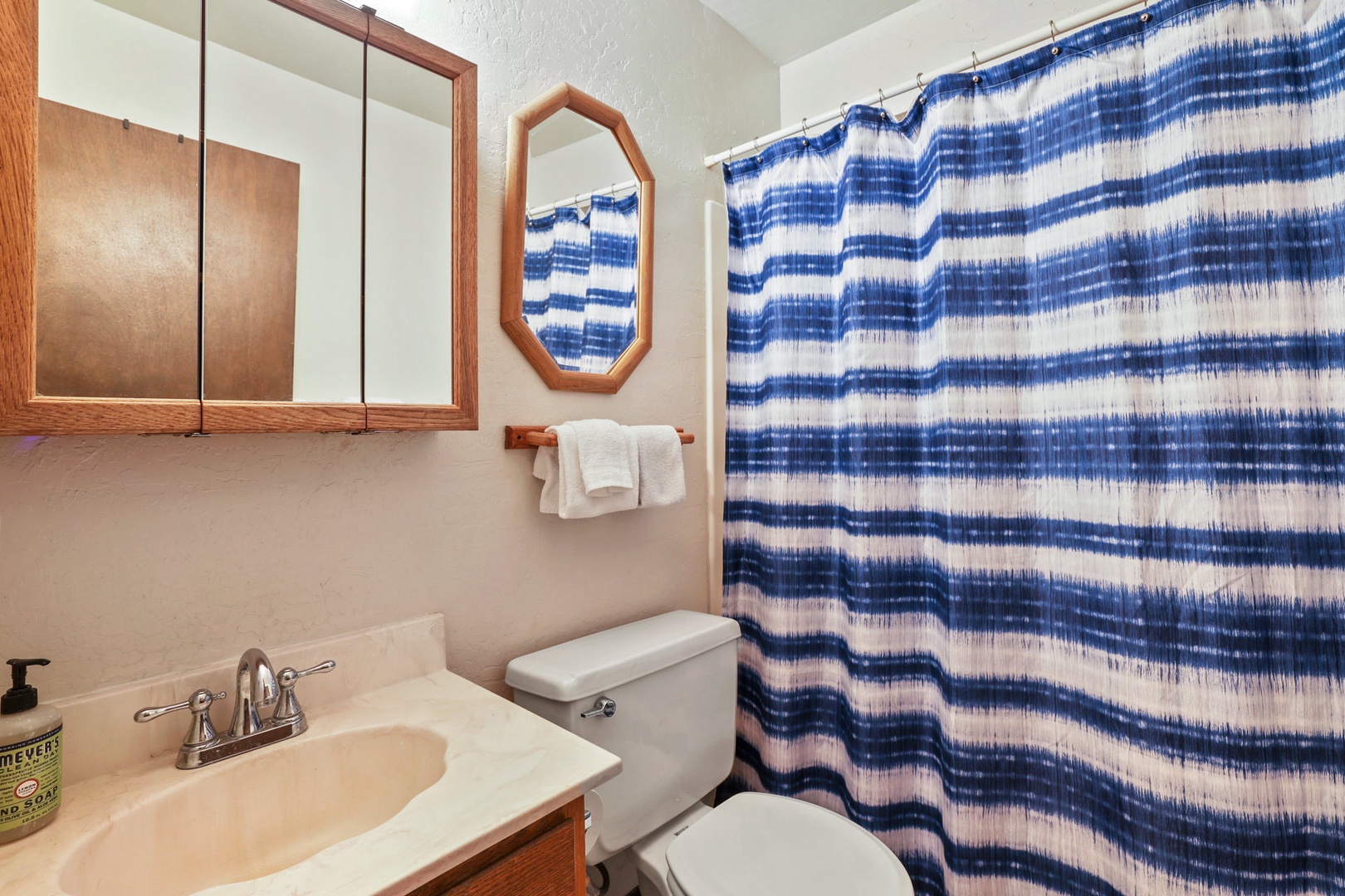 The 2nd Floor en suite bathroom offers privacy and a shower/tub combo