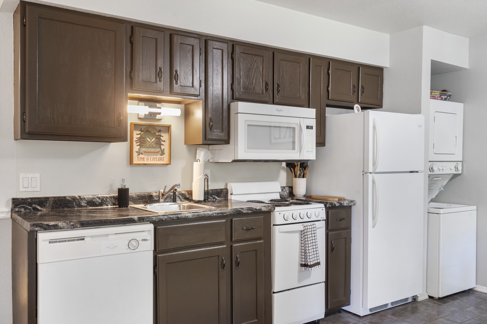 Kitchen has your basic utensils