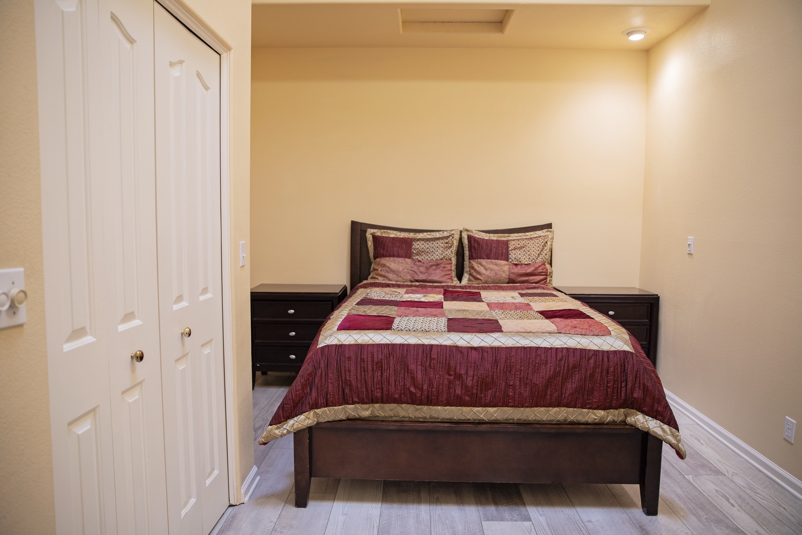 Bedroom #4 Queen
