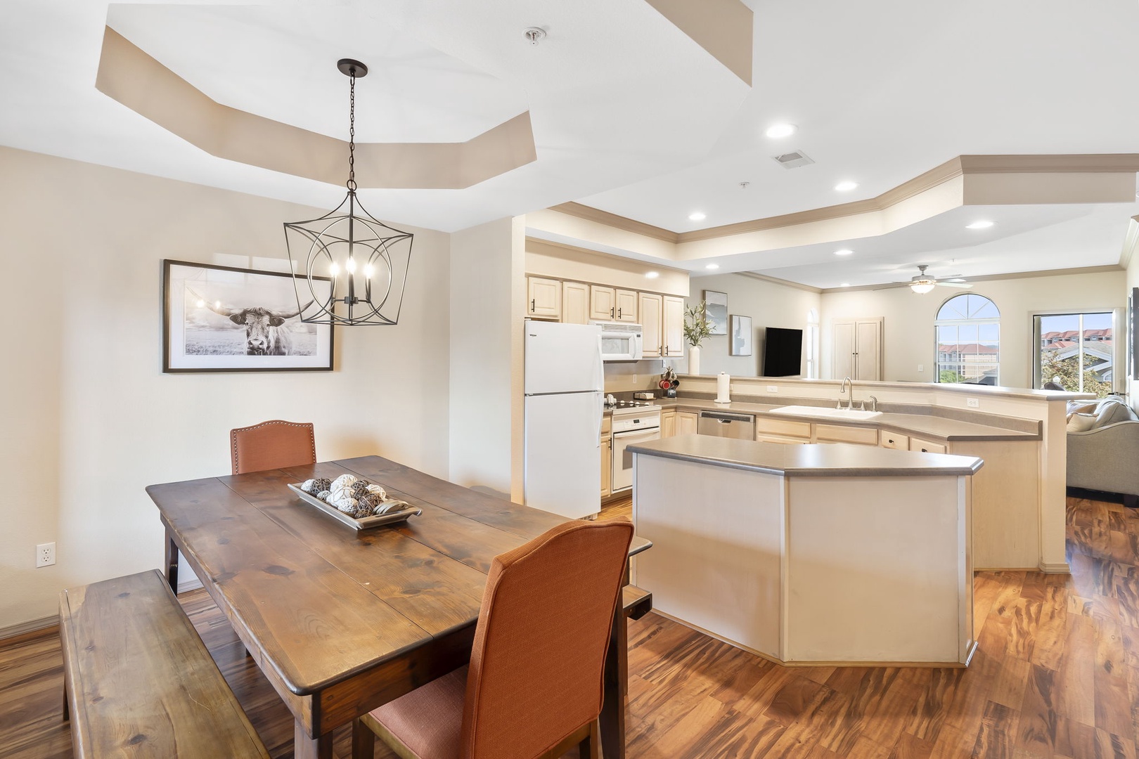 Enjoy the breezy, open layout between the dining/kitchen/living areas
