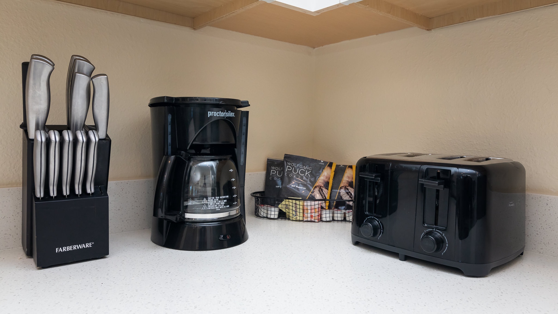Coffee maker and bread toaster