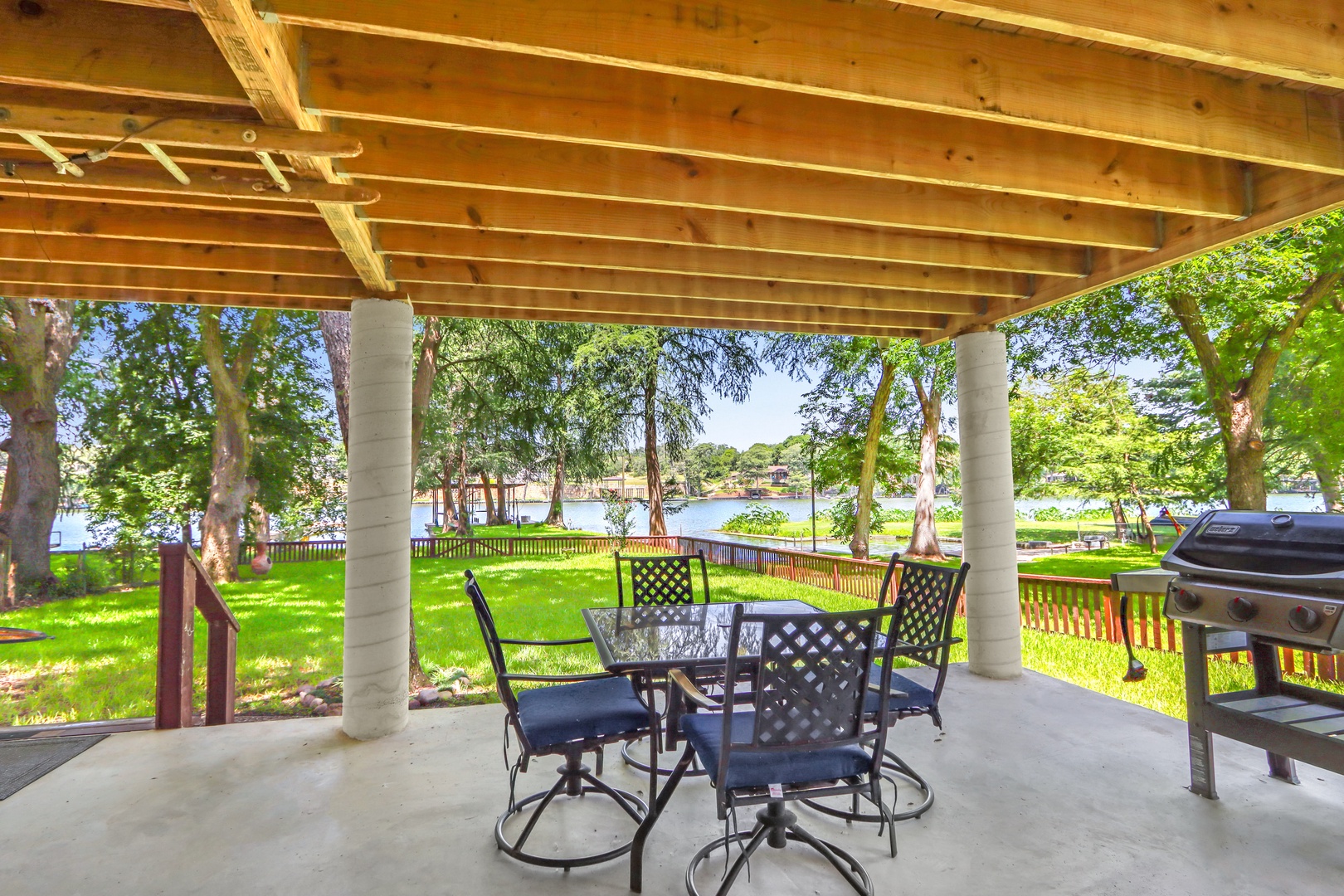 Grillers & meat smoking enthusiasts alike will love the lower-level deck!