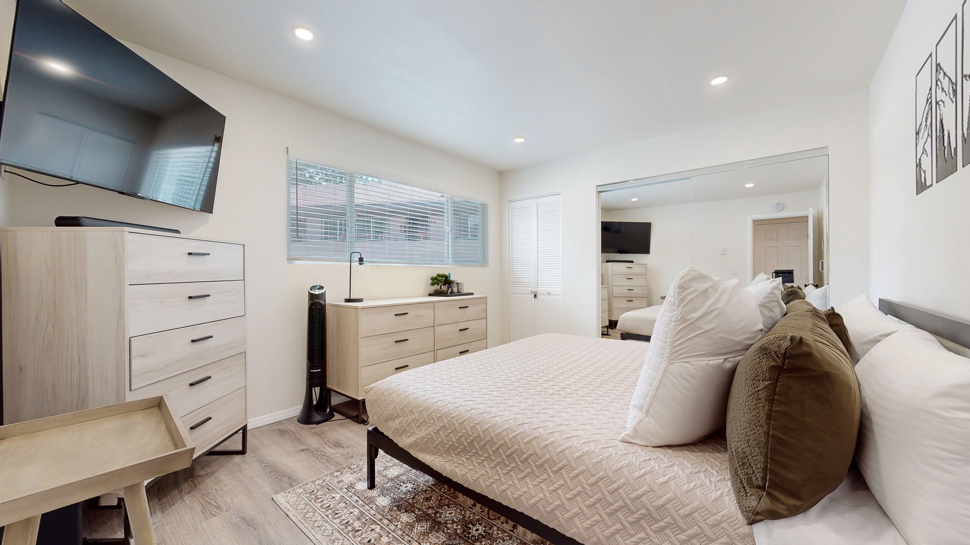 Bedroom with king bed and Smart TV