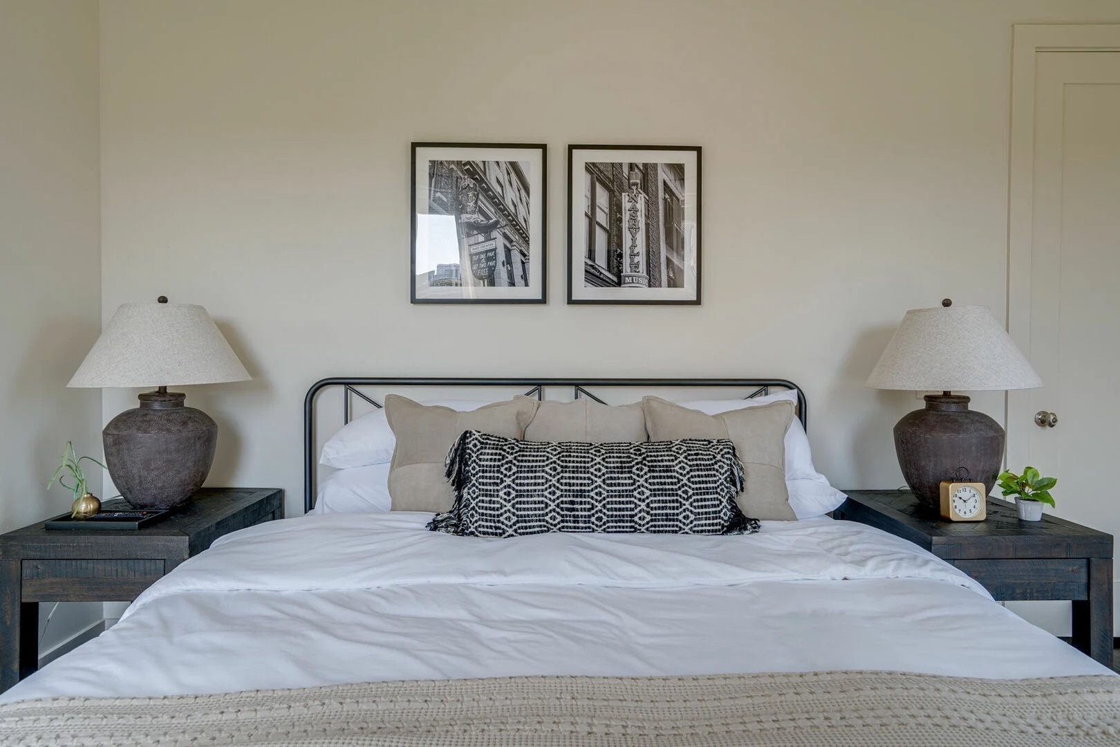 Bedroom with king bed and Smart TV