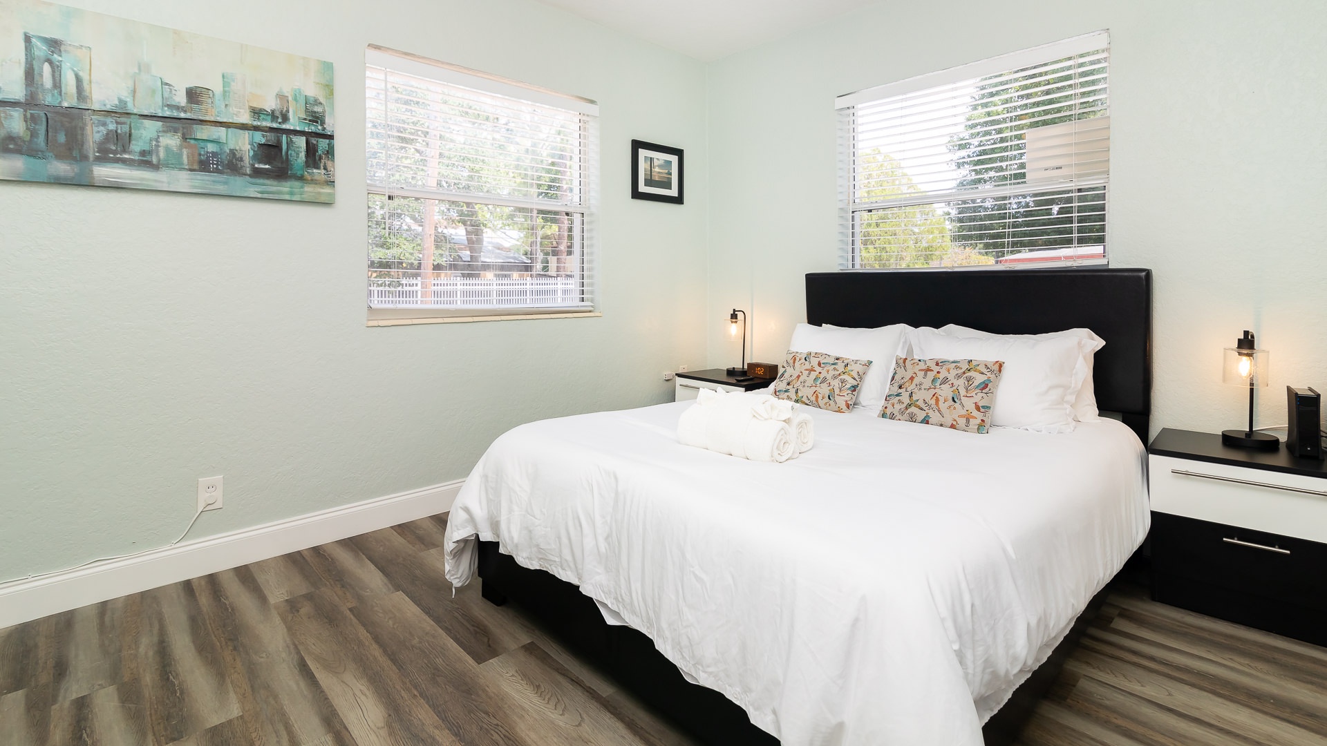 Bedroom #1 features Queen bed