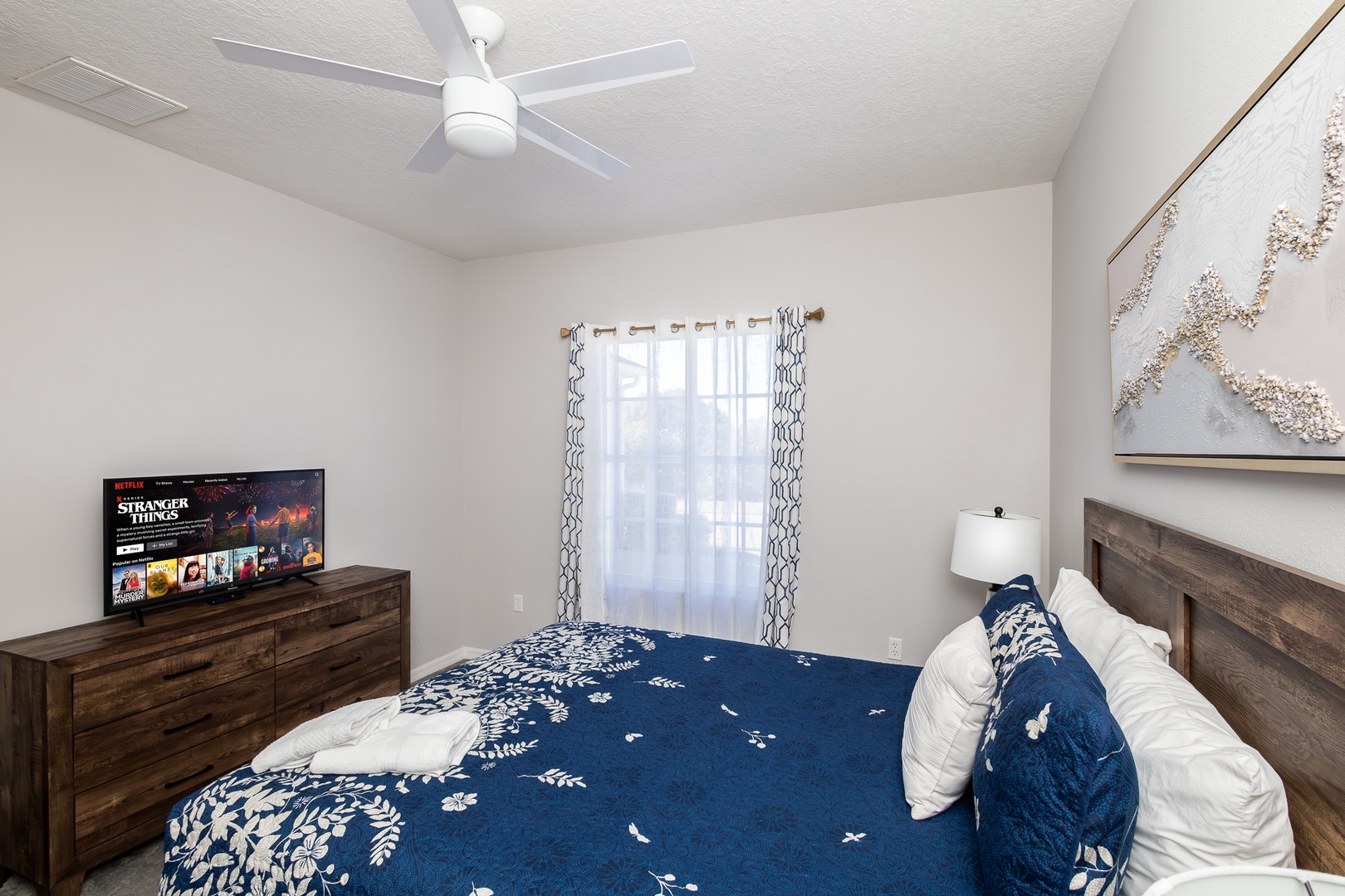 The comfy queen suite features a private ensuite and ceiling fan