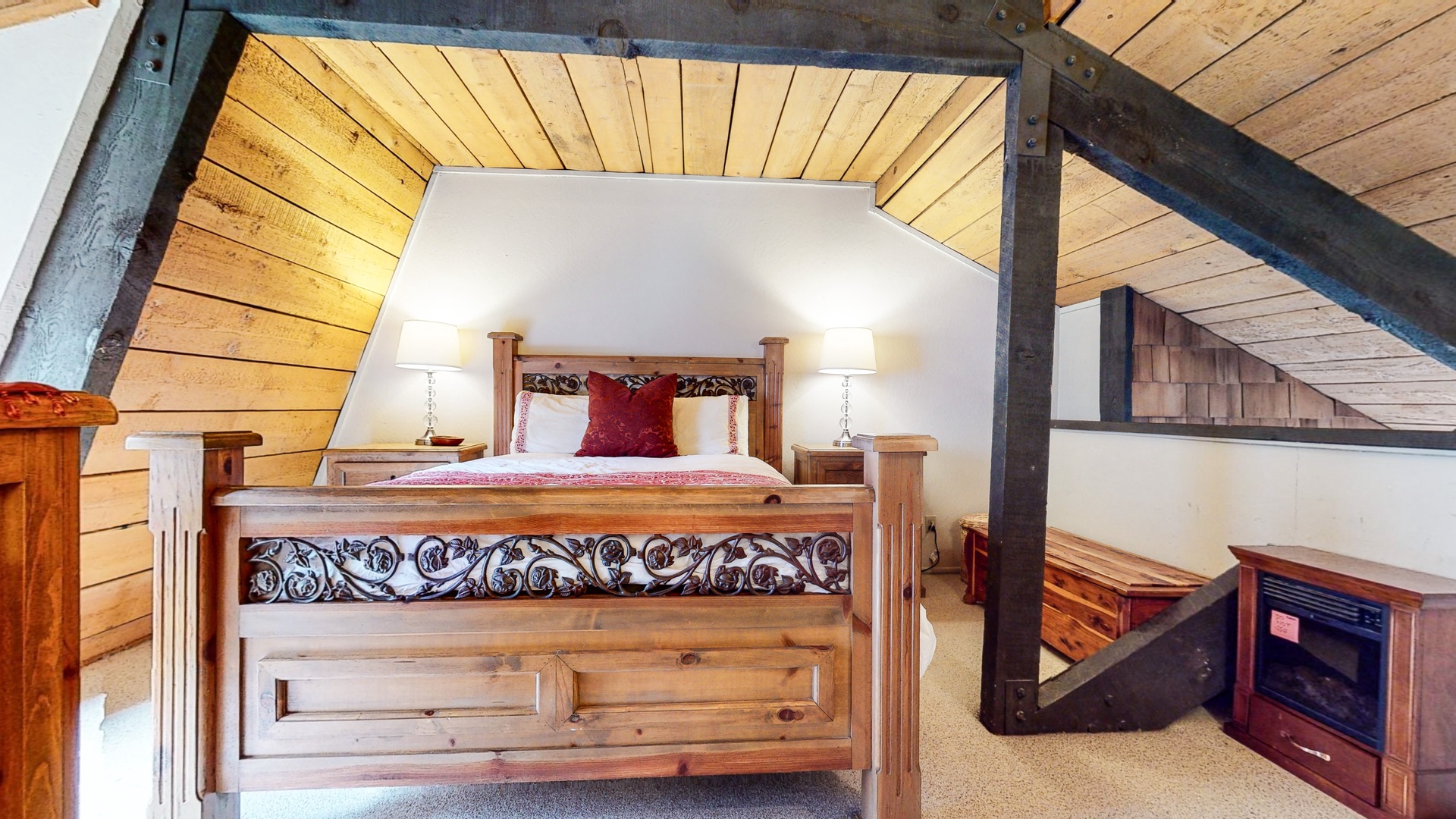 Loft with Queen bed