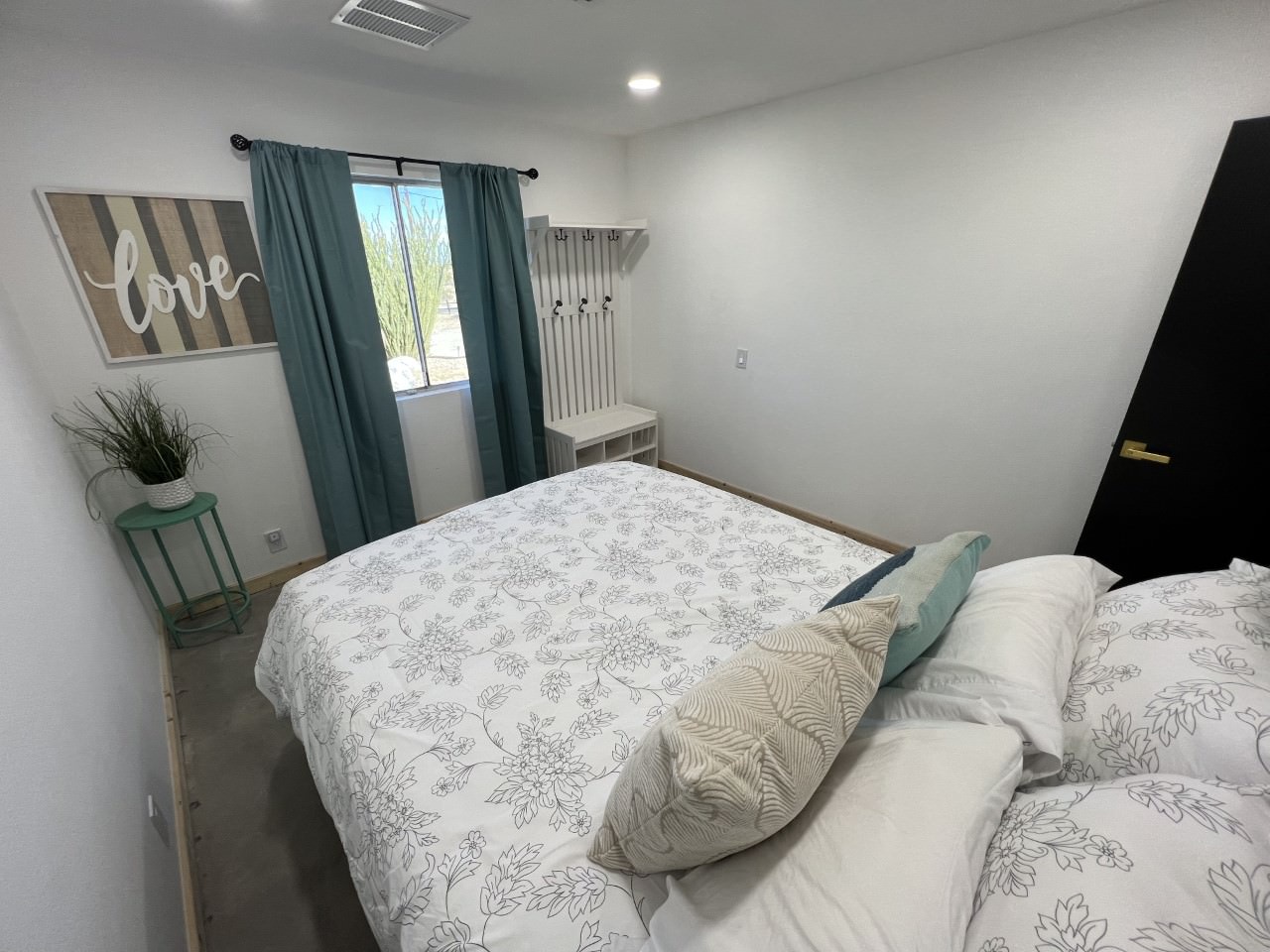 Bedroom #1 Queen