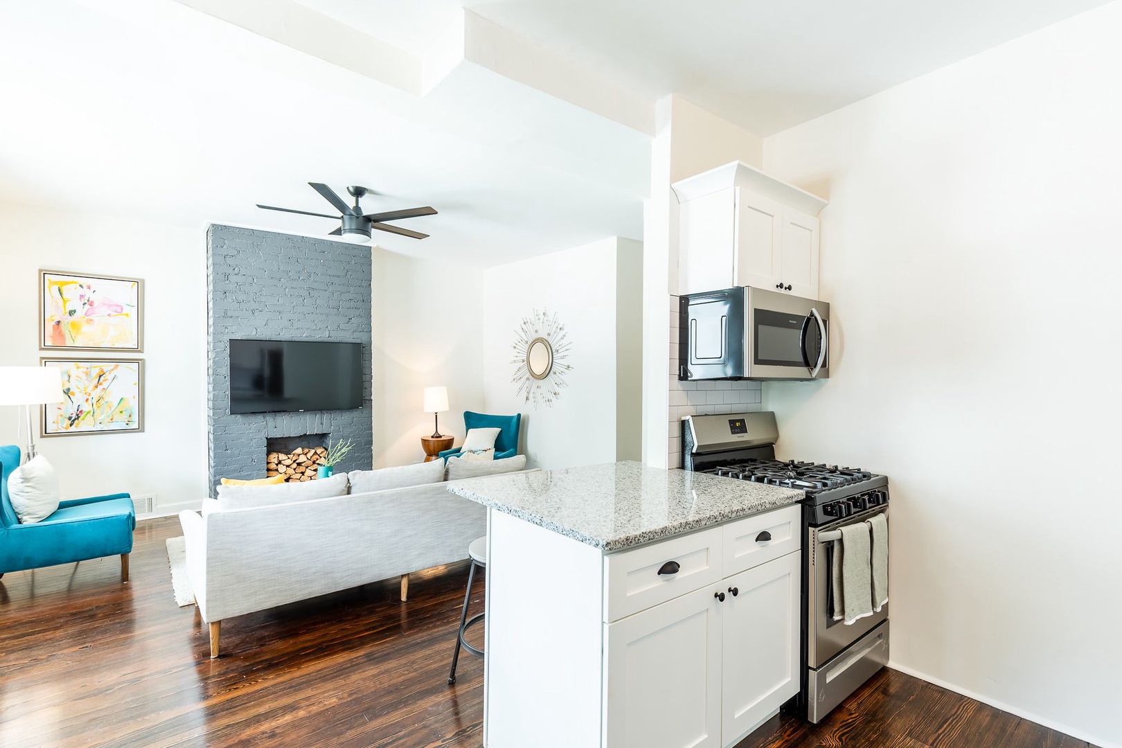 Apt 1 – The kitchen is spacious & well-equipped for your visit