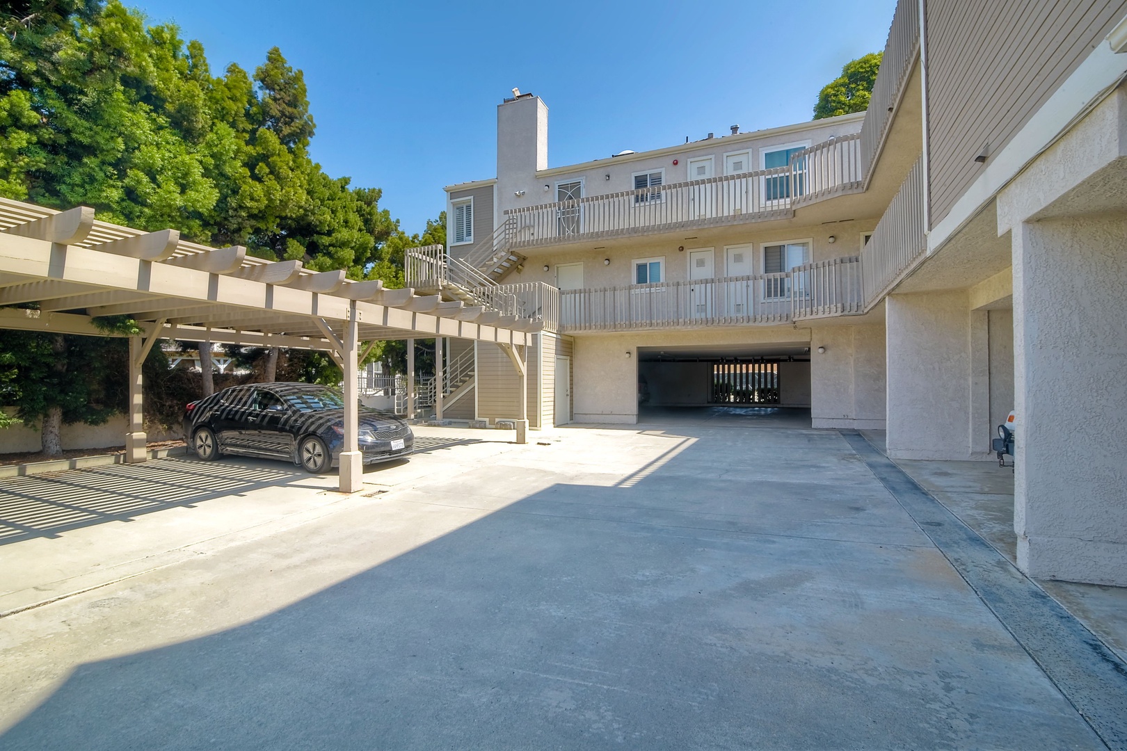 This unit includes the convenience of one garage parking space