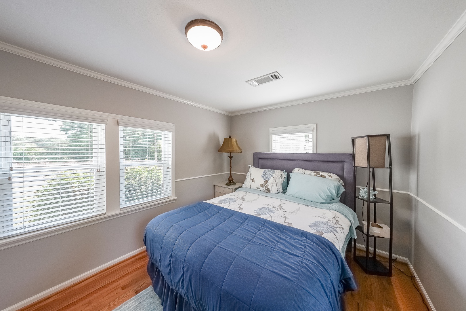 Bedroom 2 with queen bed