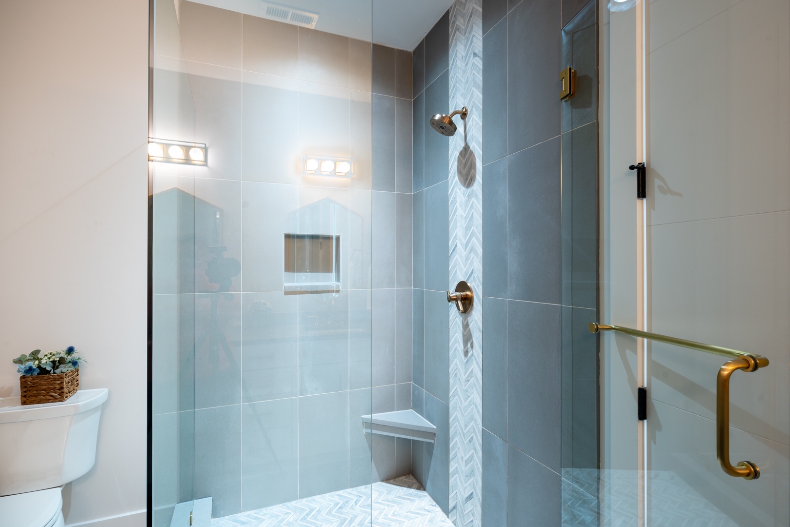 Bedroom 3 en-suite with dual sinks and walk-in shower