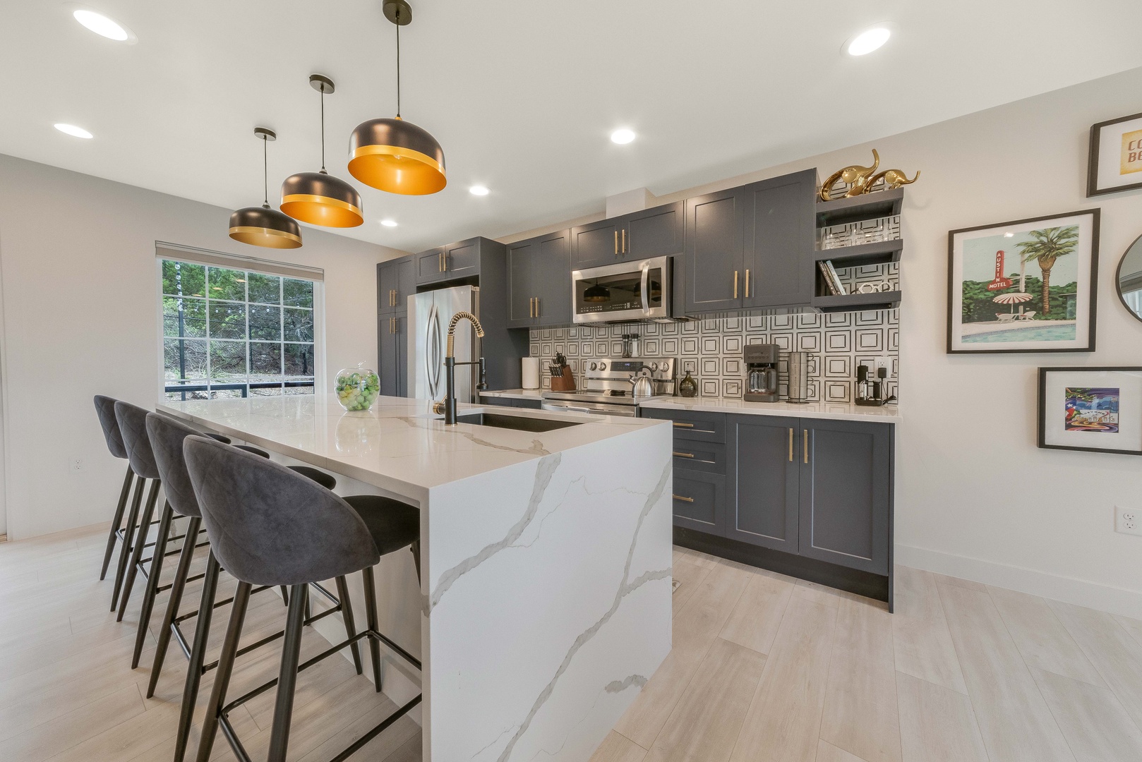 Modern, open, and fully equiped kitchen