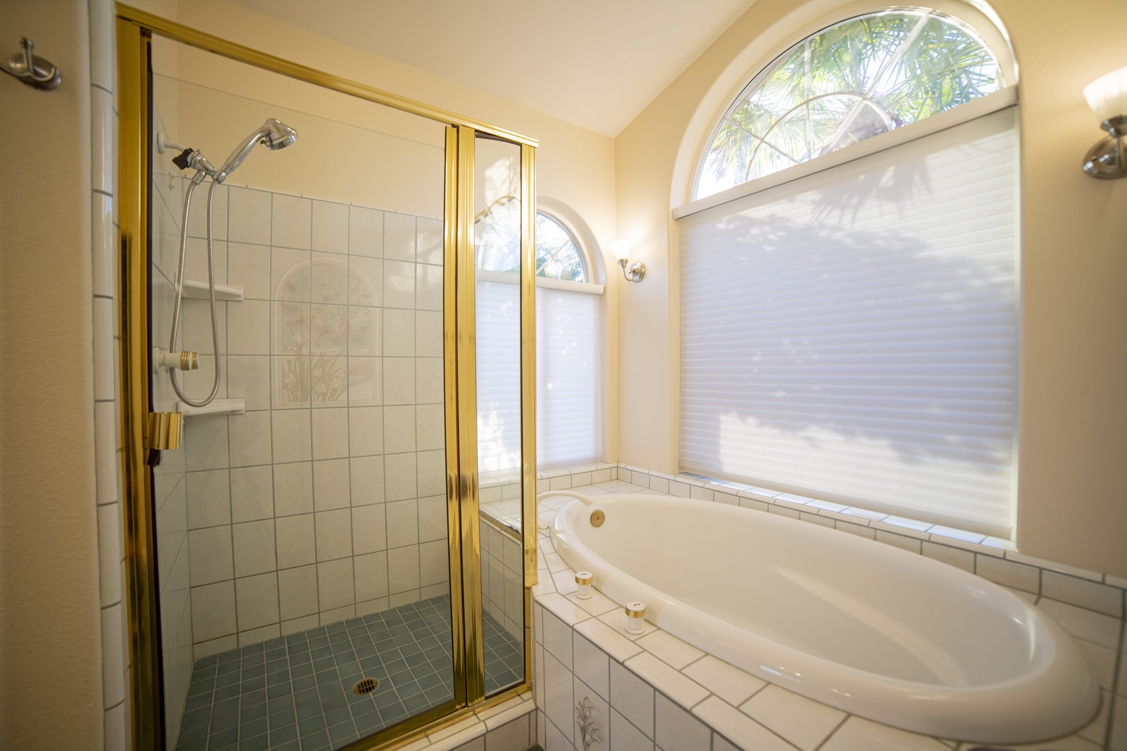 Bathroom #1 Shower and Tub