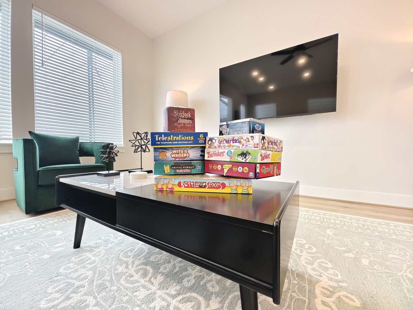 Game night perfection: board games & Smart TV for family fun!