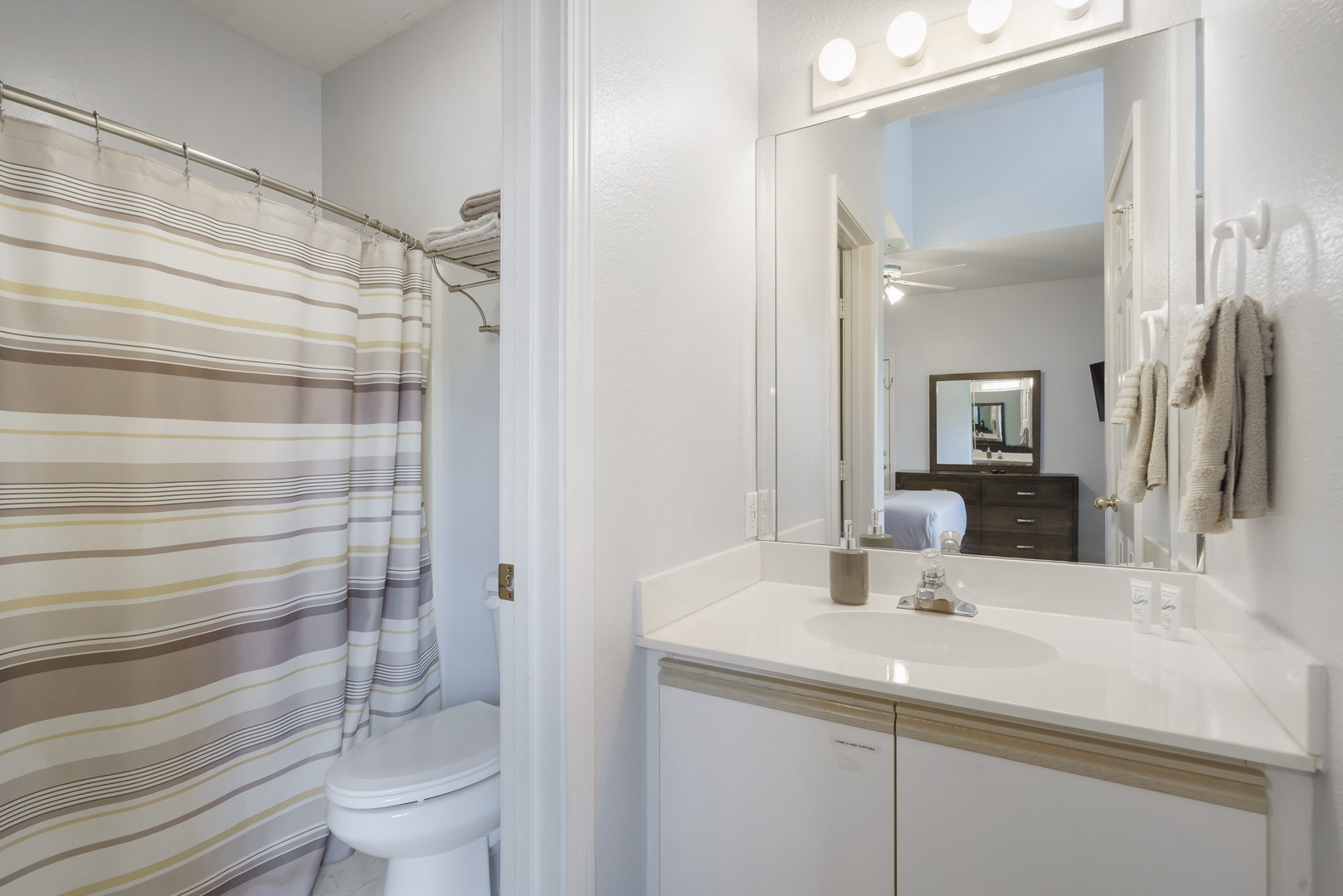 Unit 10 Bathroom with shower Tub Combo