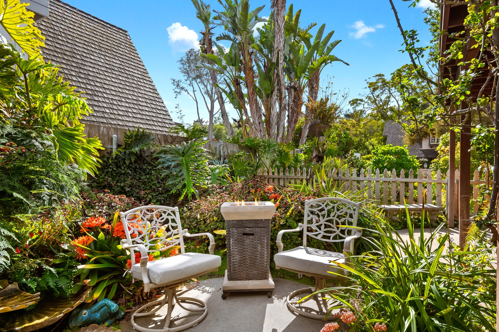 Kick back and relax next to a warming Firepit surrounded by enchanting gardens