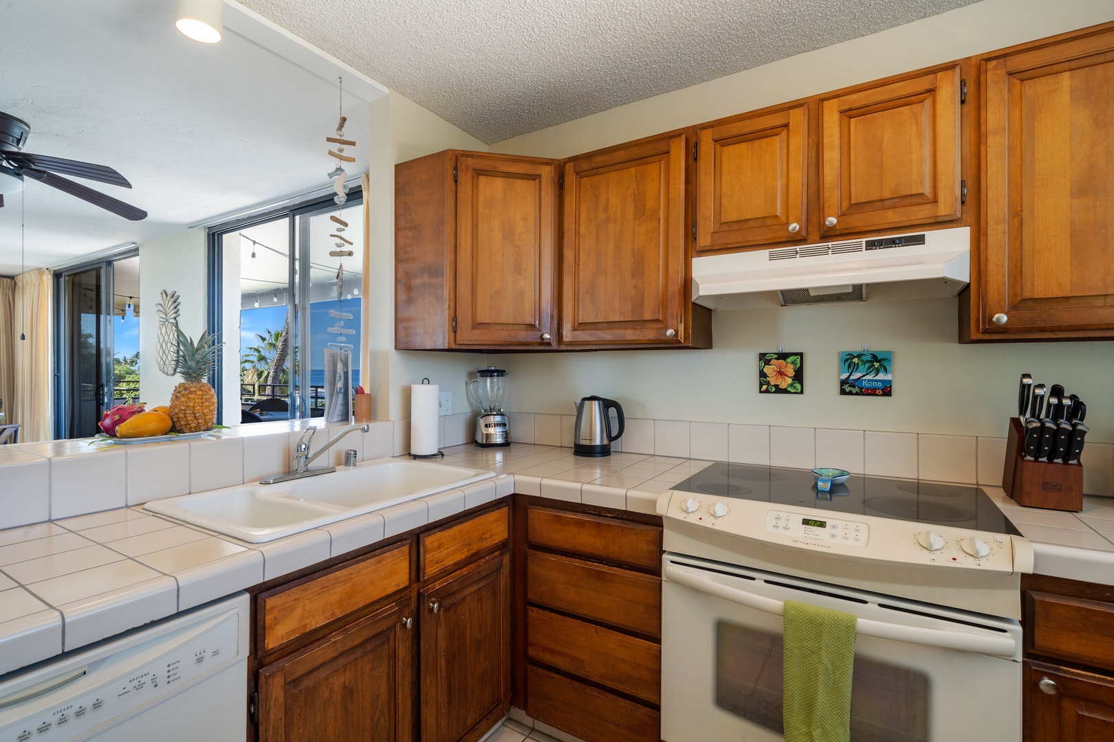 Full equipped kitchen
