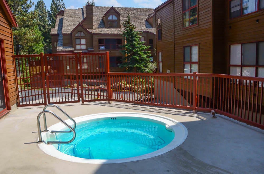 Aspen Creek hot tub