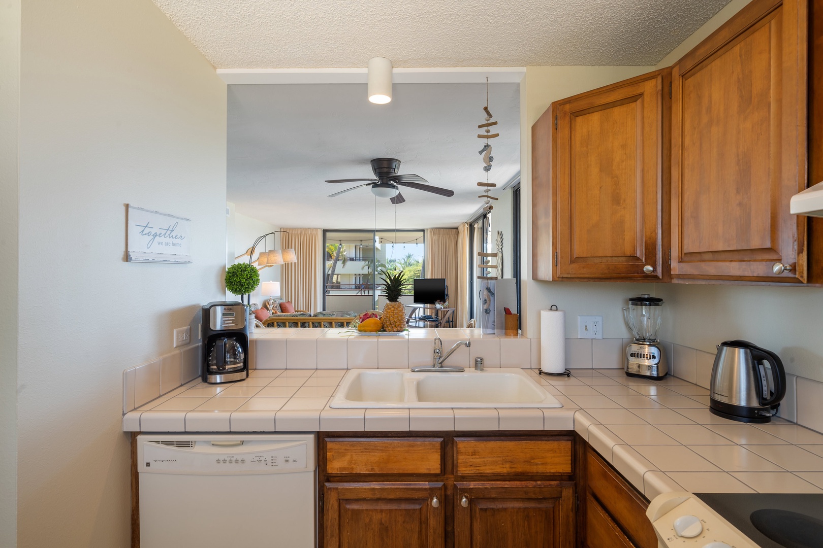 Full equipped kitchen