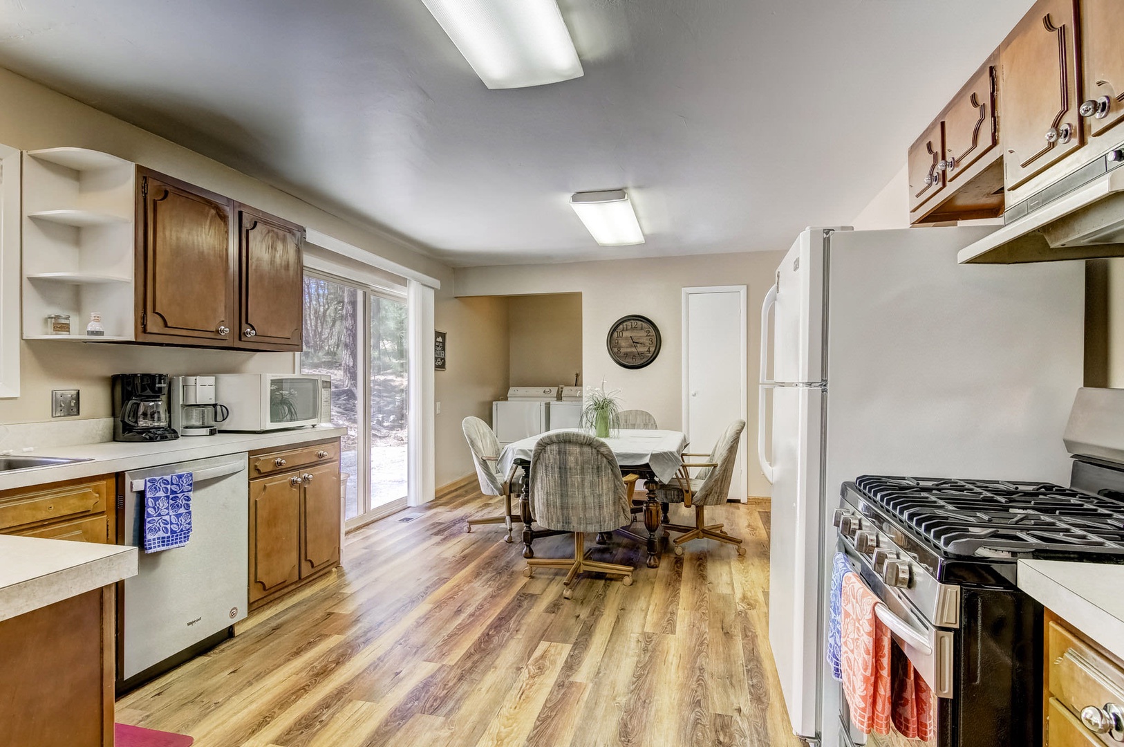 This kitchen has since been remodelled!