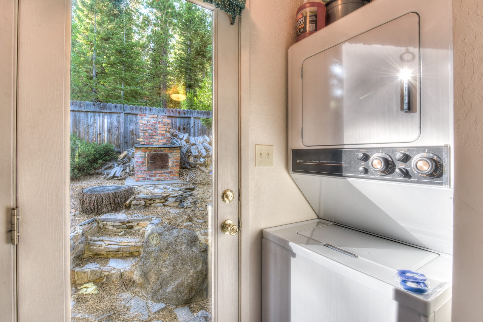 Private laundry w/ washer and dryer
