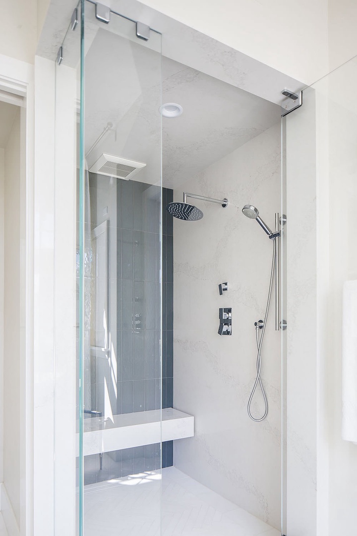 En Suite Master Bathroom