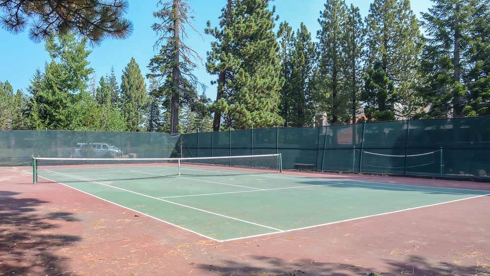 The Summit tennis court