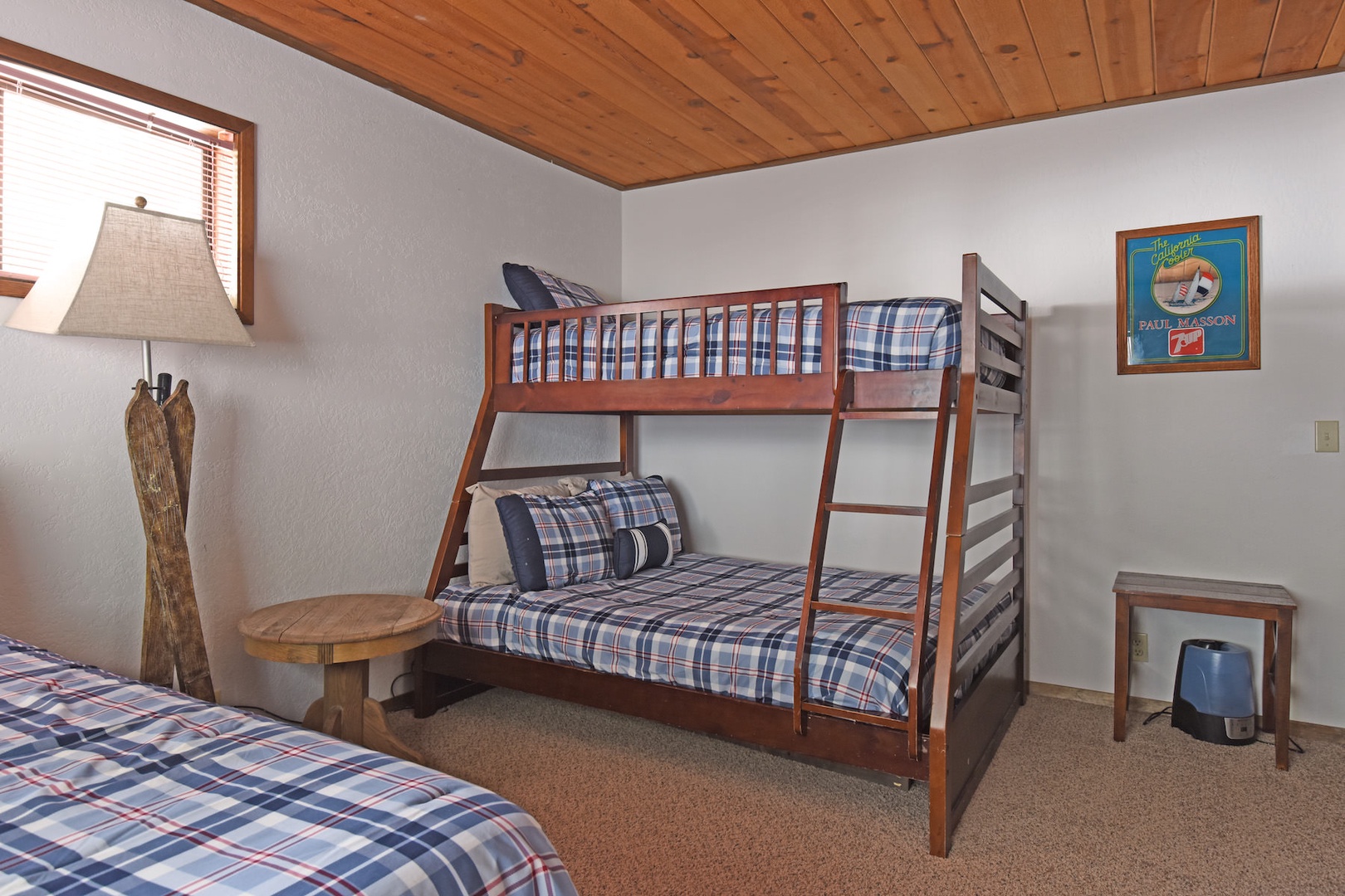 4th bedroom: Full bed & Twin/Full bunkbed (ground floor) great for kids
