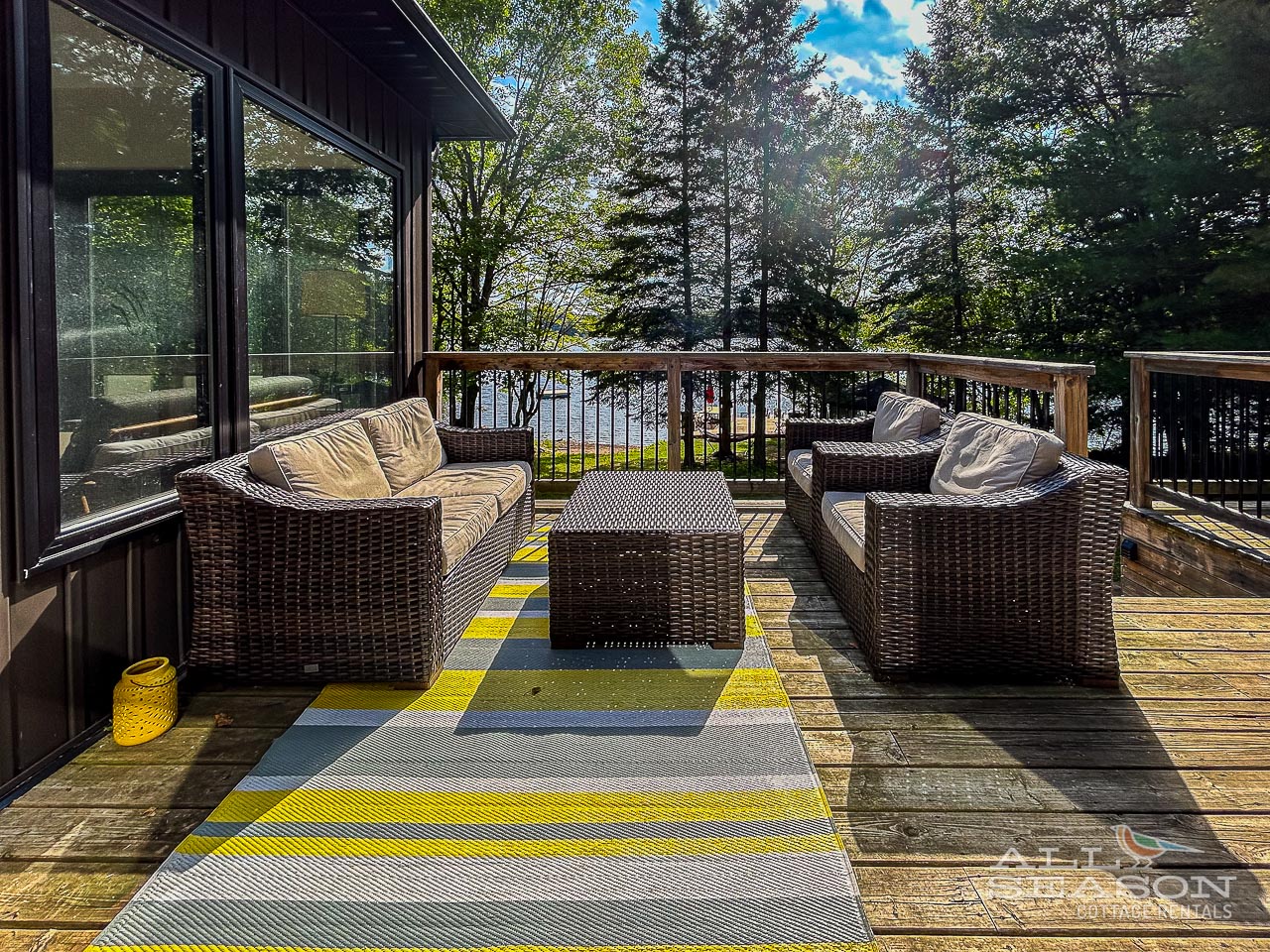 Bob-Haven-Conversation set on deck