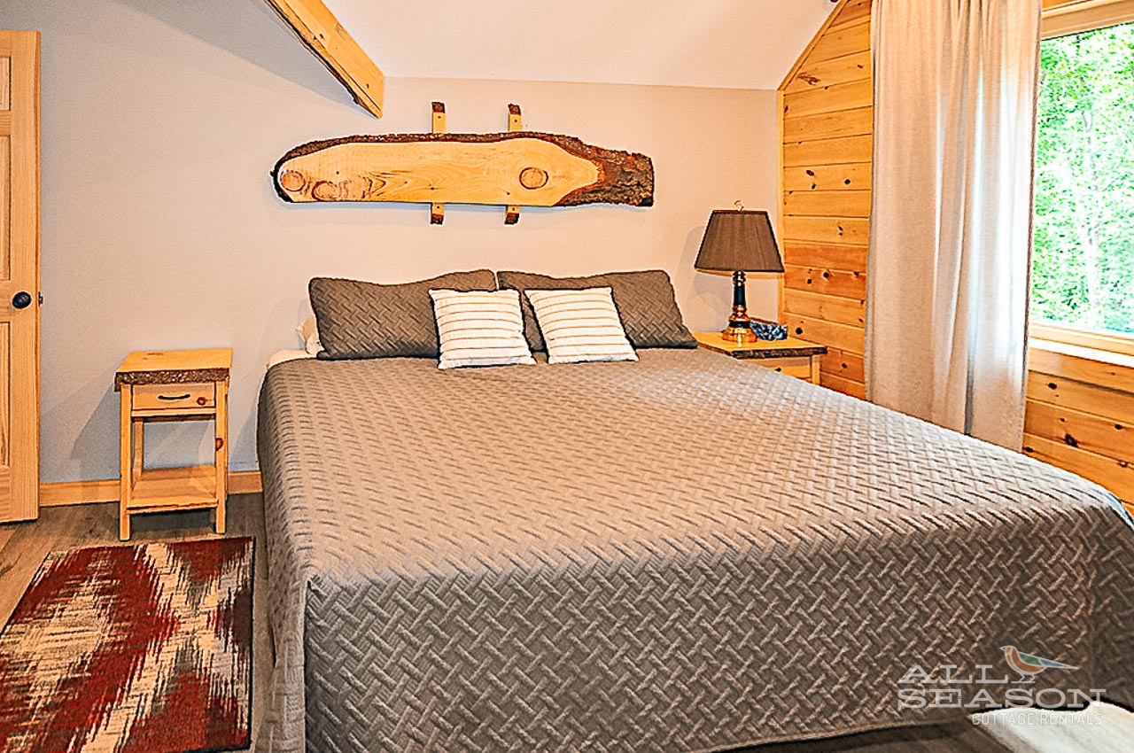 Flagstone_Loft bedroom_King