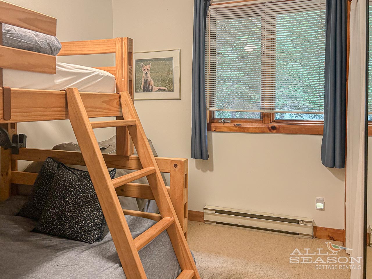 Dockside-Drift-Bedroom #2-Double/single bunk