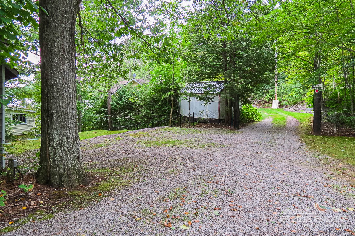 Dees_Cottage_23