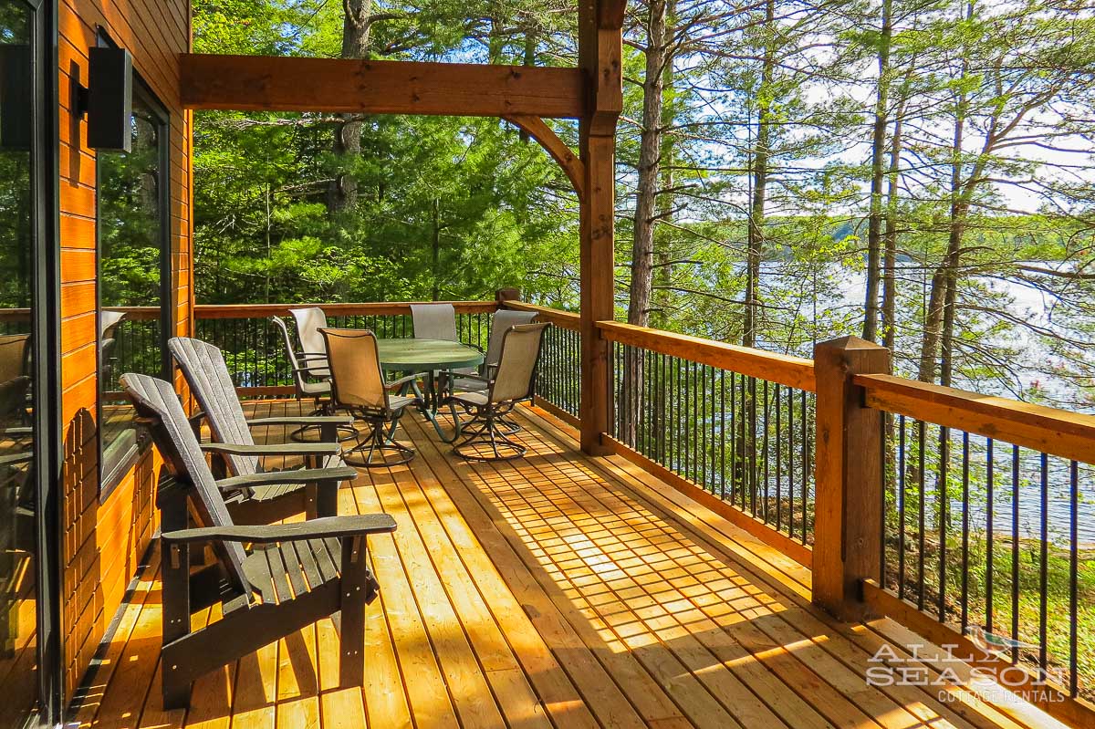 Strathcona_Lake_House_71