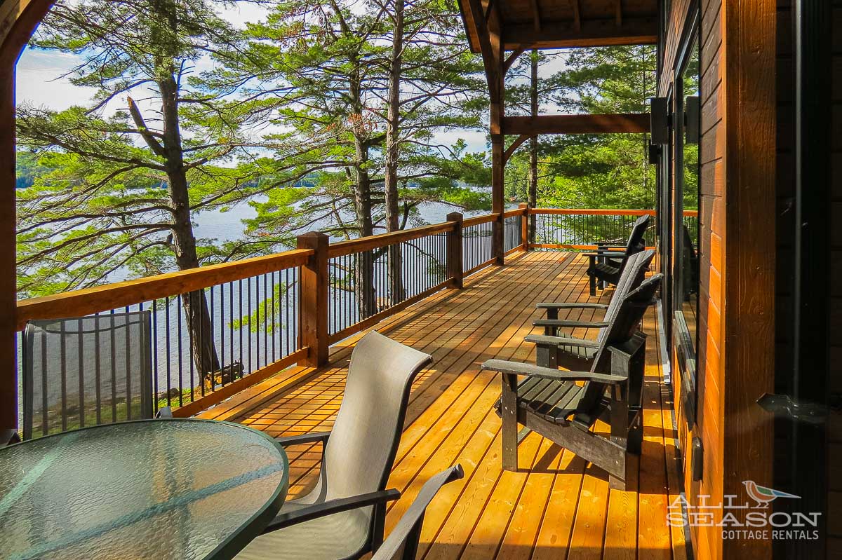 Strathcona_Lake_House_69
